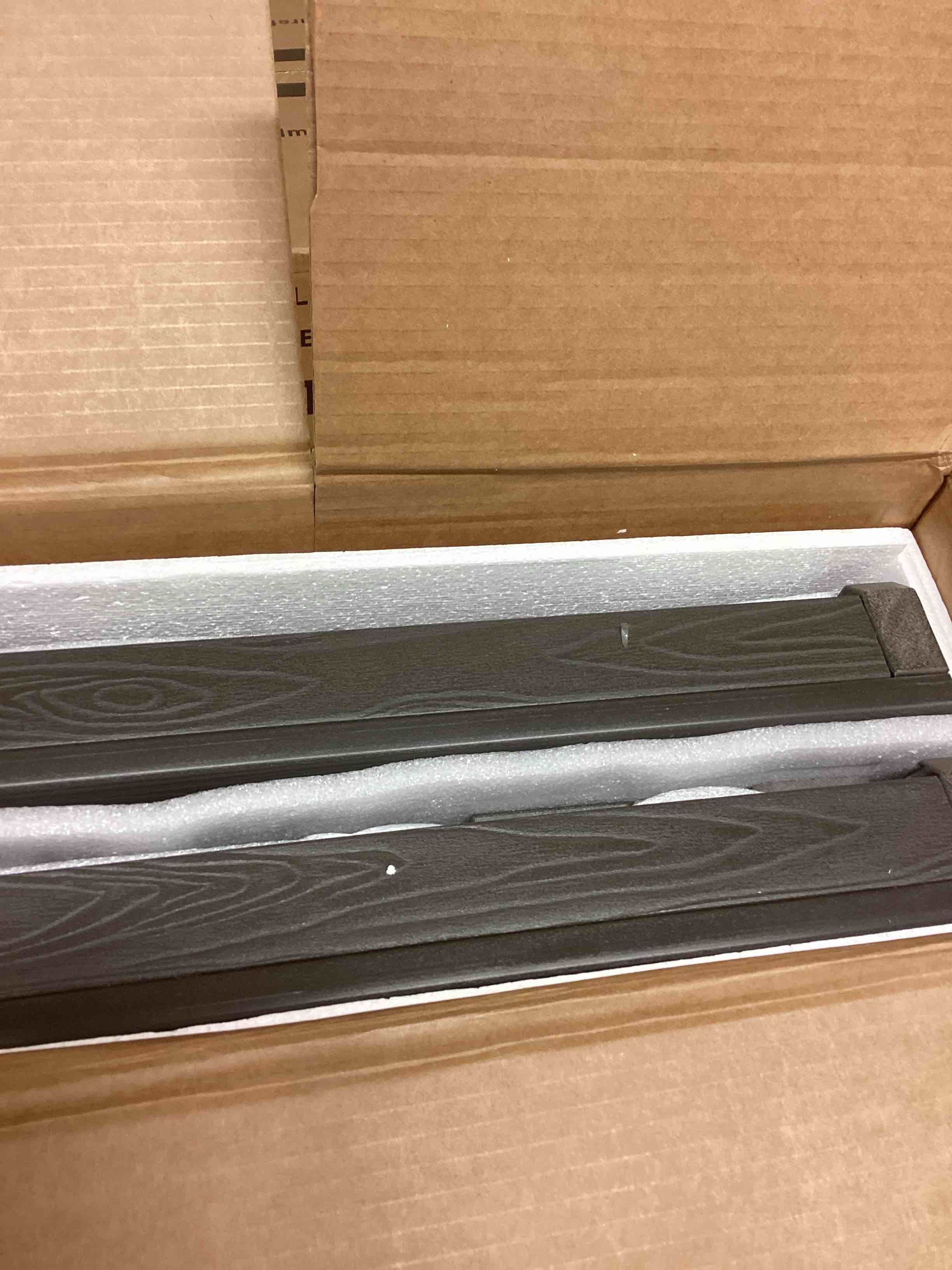 Condition photo showing Good Condition for piece hips weather- resistant patio dining set with umbrella hole.(incomplete one box only )