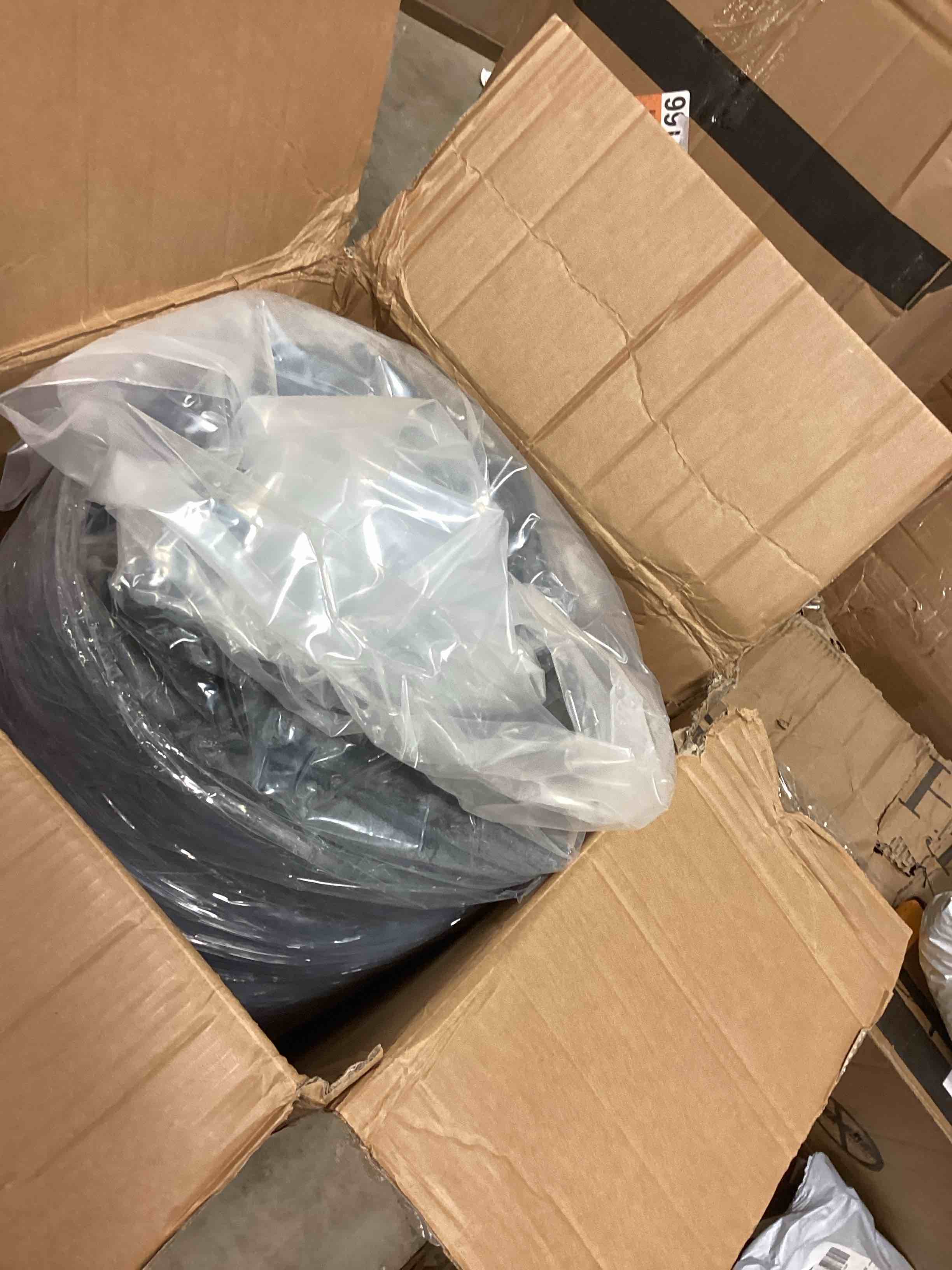 https://s3.amazonaws.com/lotting-images-prod/bidfta/TEA4411134_1776780601877.jpeg