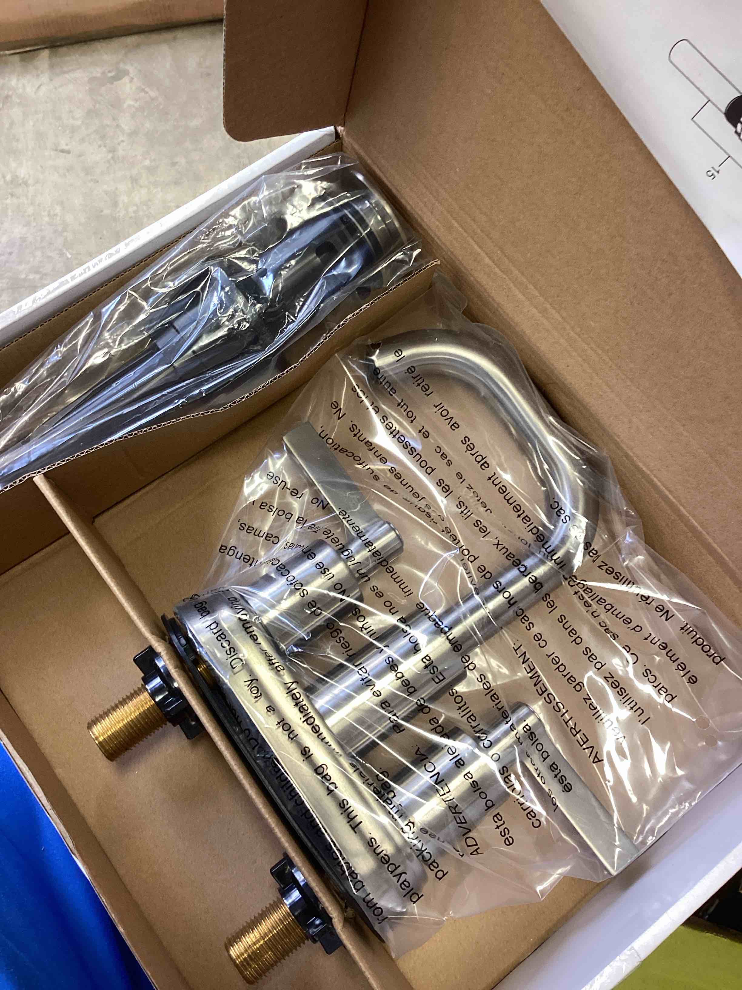 Condition photo showing Good Condition for ultra faucets kree collection two-handle 4  centerset lavatory faucet