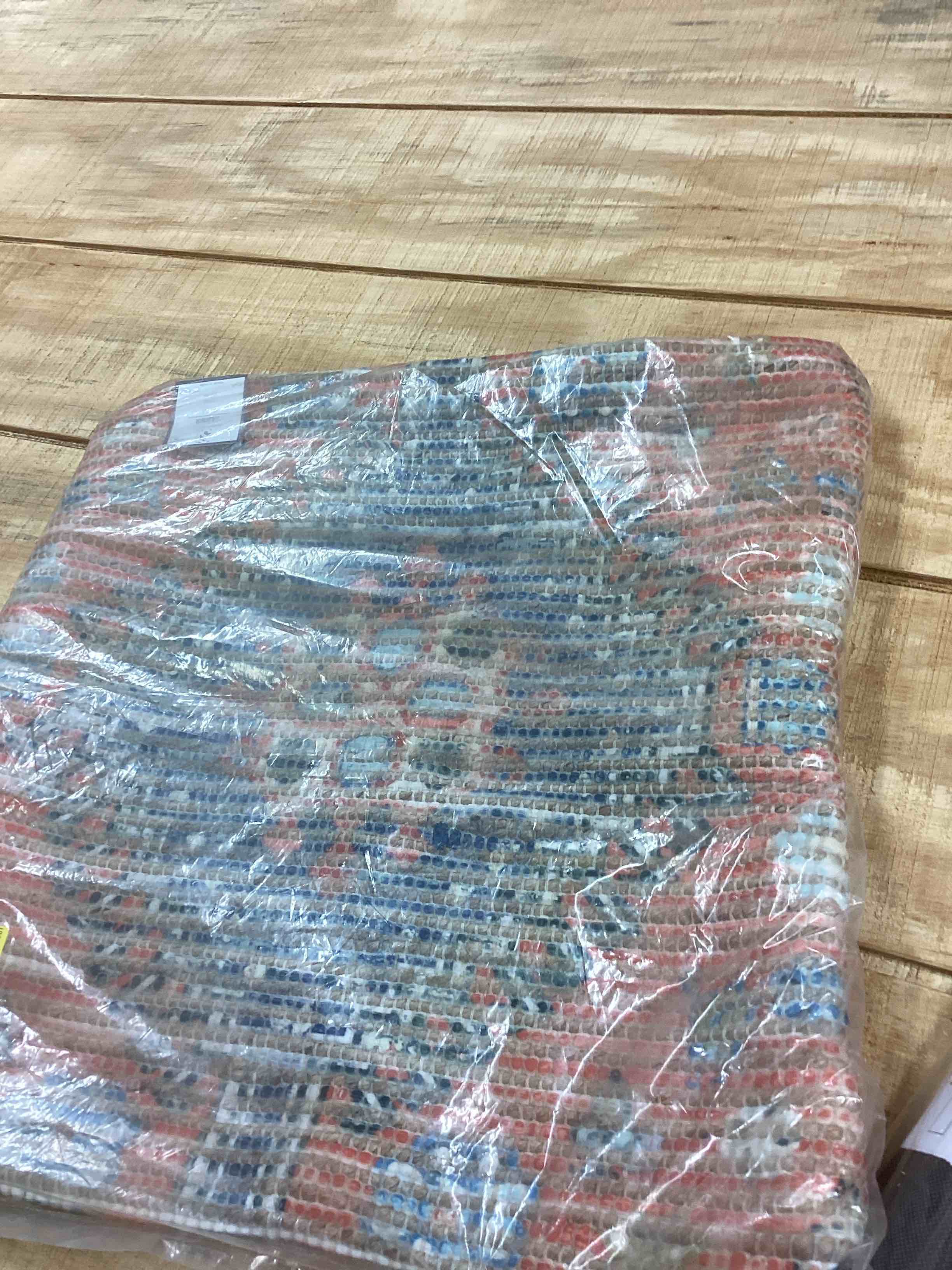 Condition photo showing New/Like New for casimir design cotton throw pillow cover