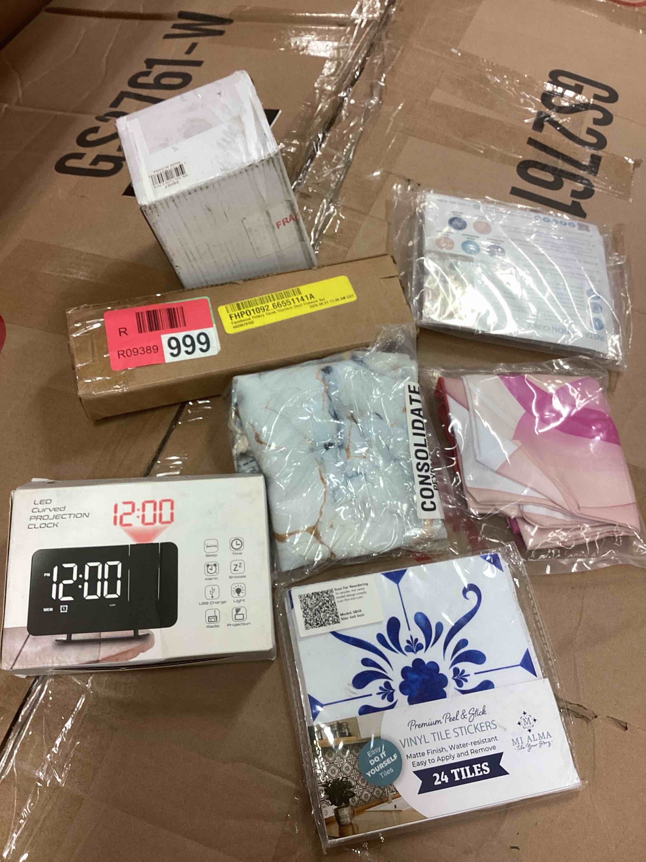 assorted miscellaneous items 