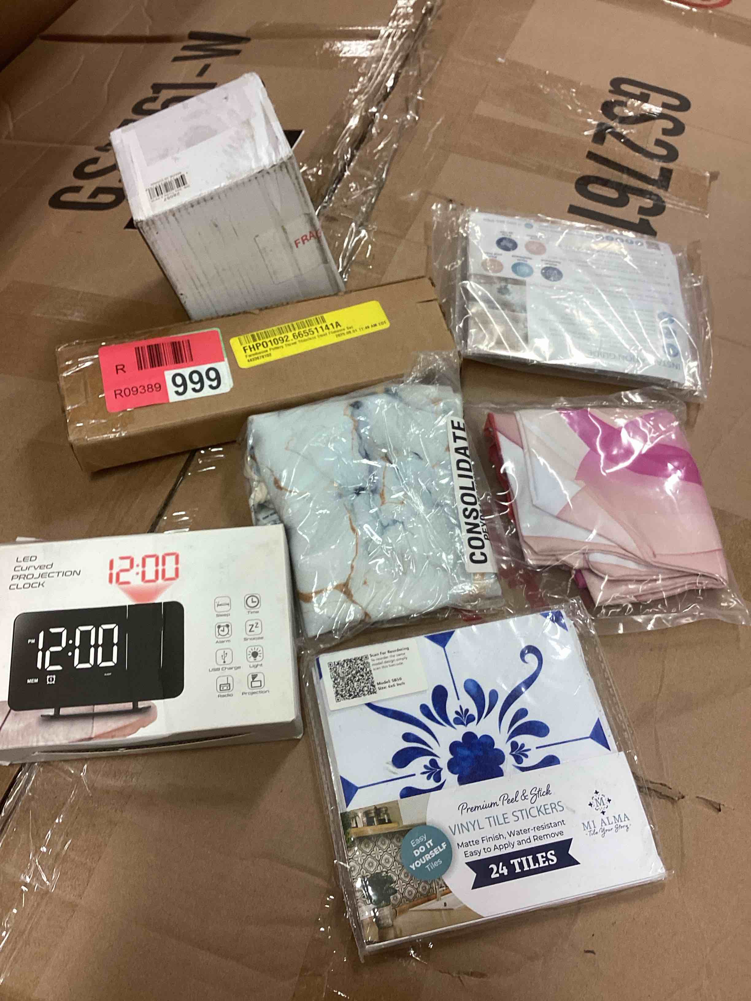 Condition photo showing New/Like New for assorted miscellaneous items 