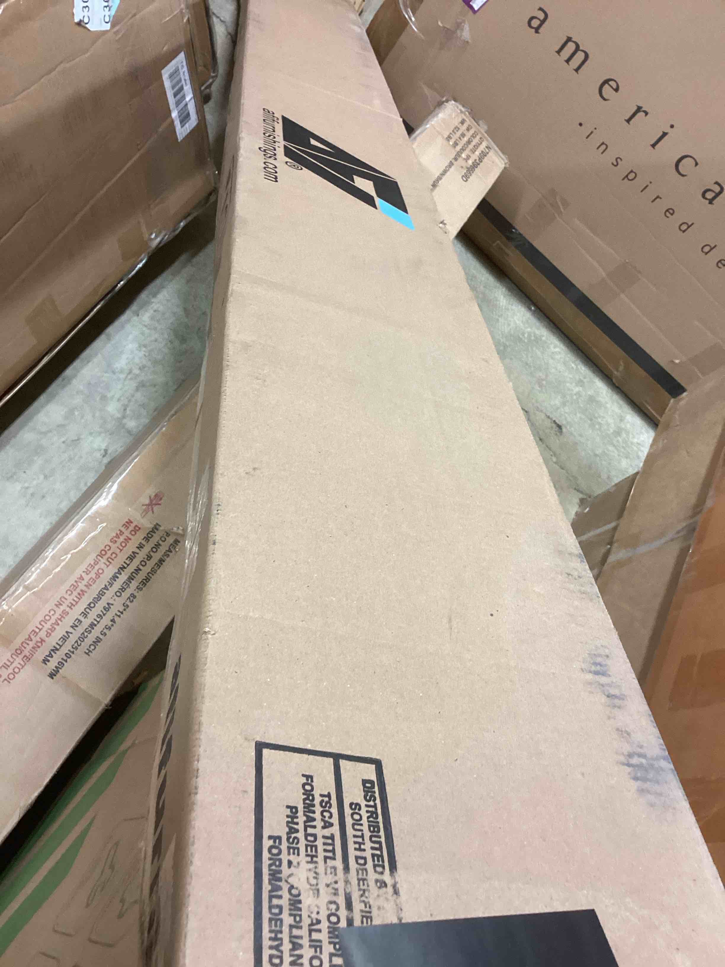 Condition photo showing Good Condition for amear solid wood foundation bed with matching footboard, queen (incomplete one box only)