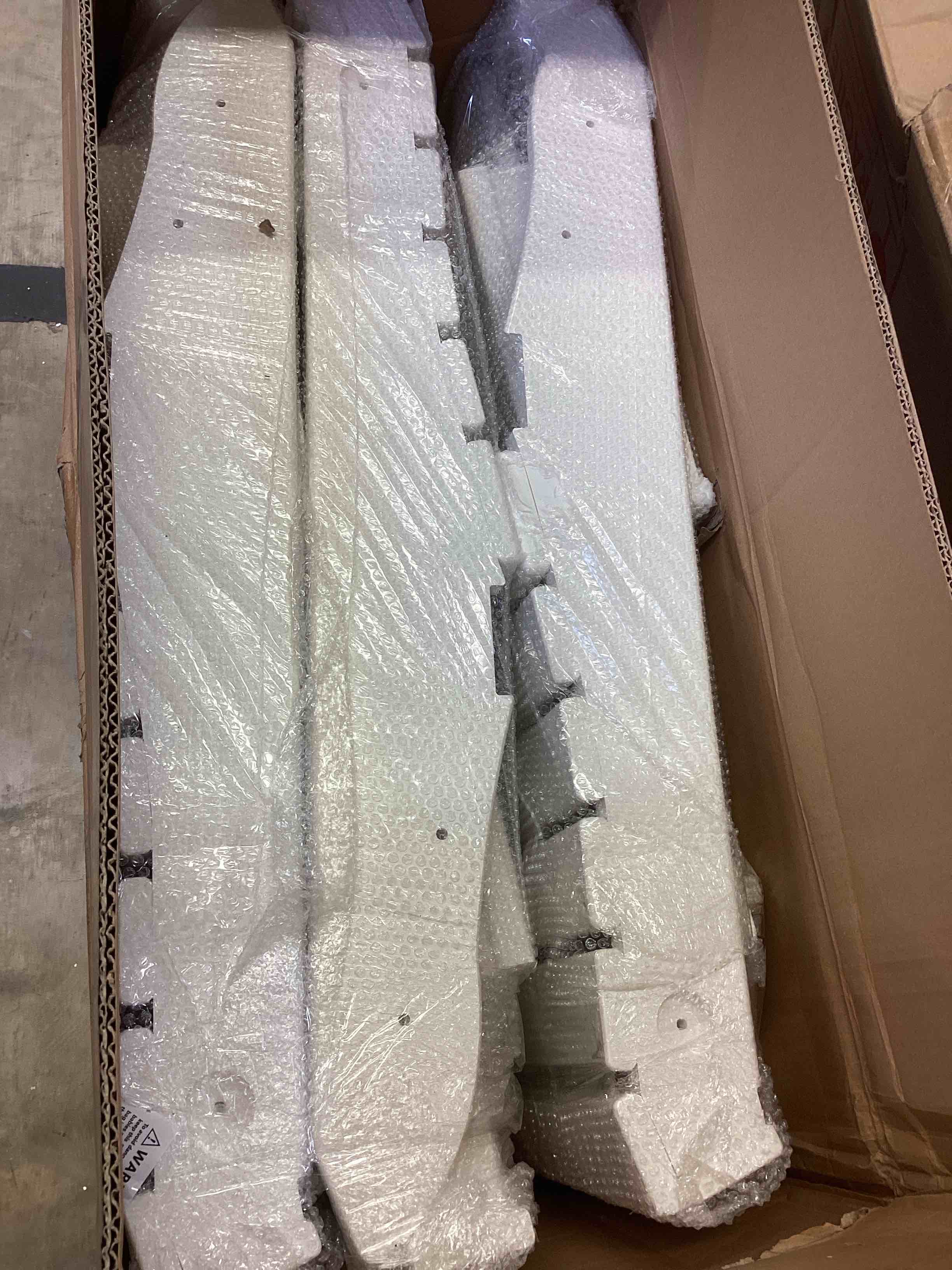 Condition photo showing New/Like New for vrakae 3pcs hdpe folding adirondack chairs