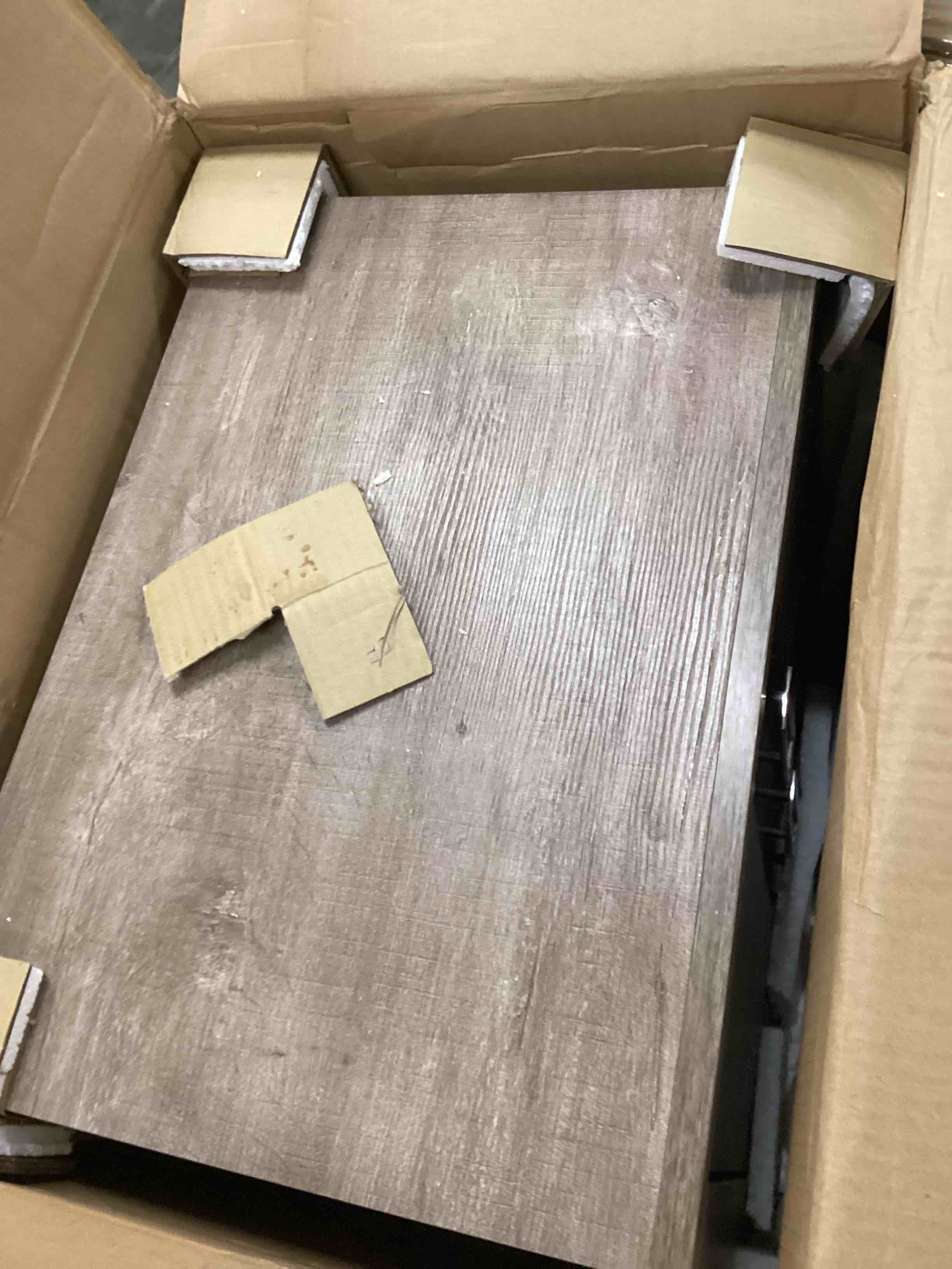 https://s3.amazonaws.com/lotting-images-prod/bidfta/TEA4411700_1777298289759.jpeg