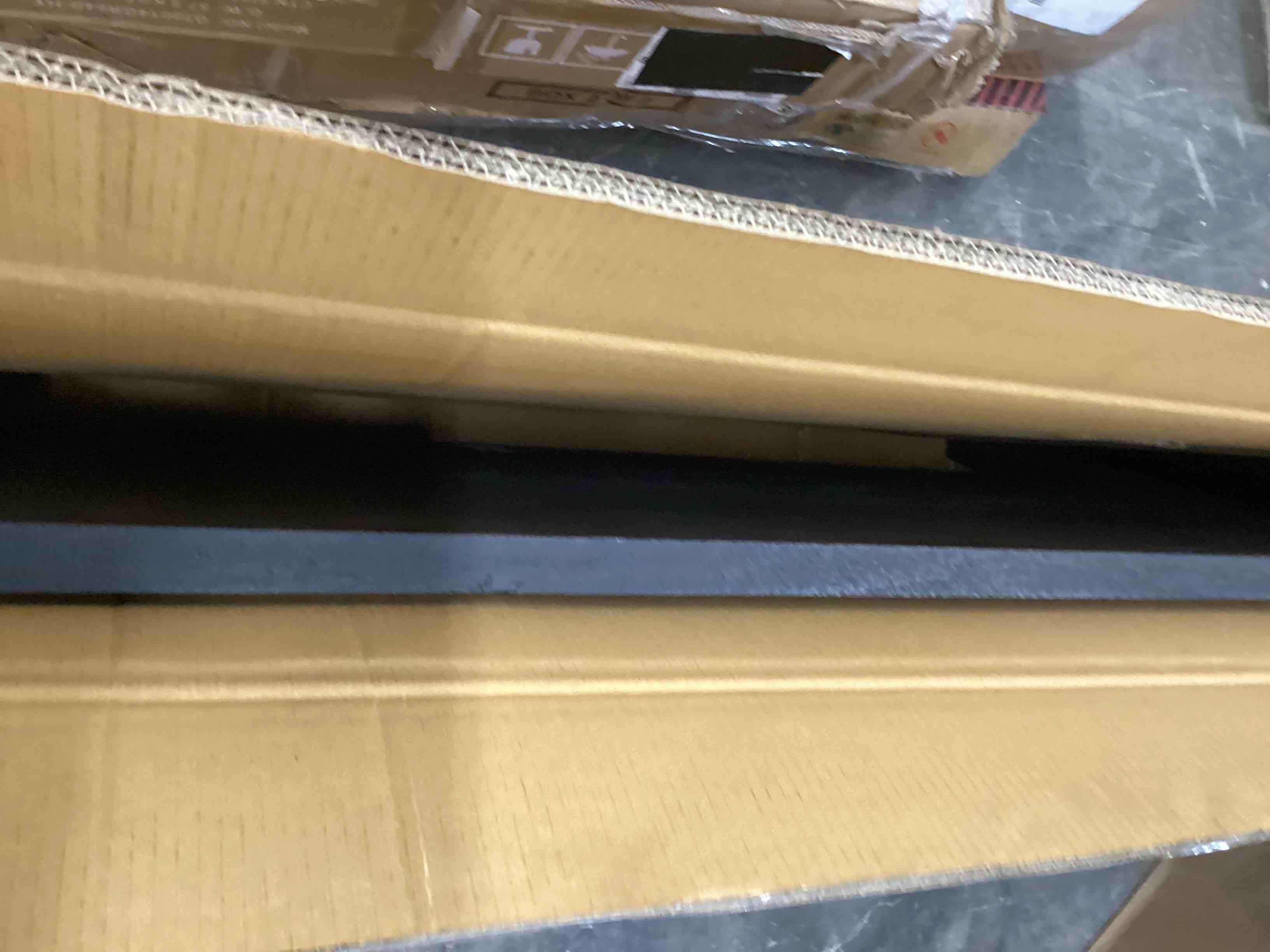 https://s3.amazonaws.com/lotting-images-prod/bidfta/TEA4411723_1777305103672.jpeg
