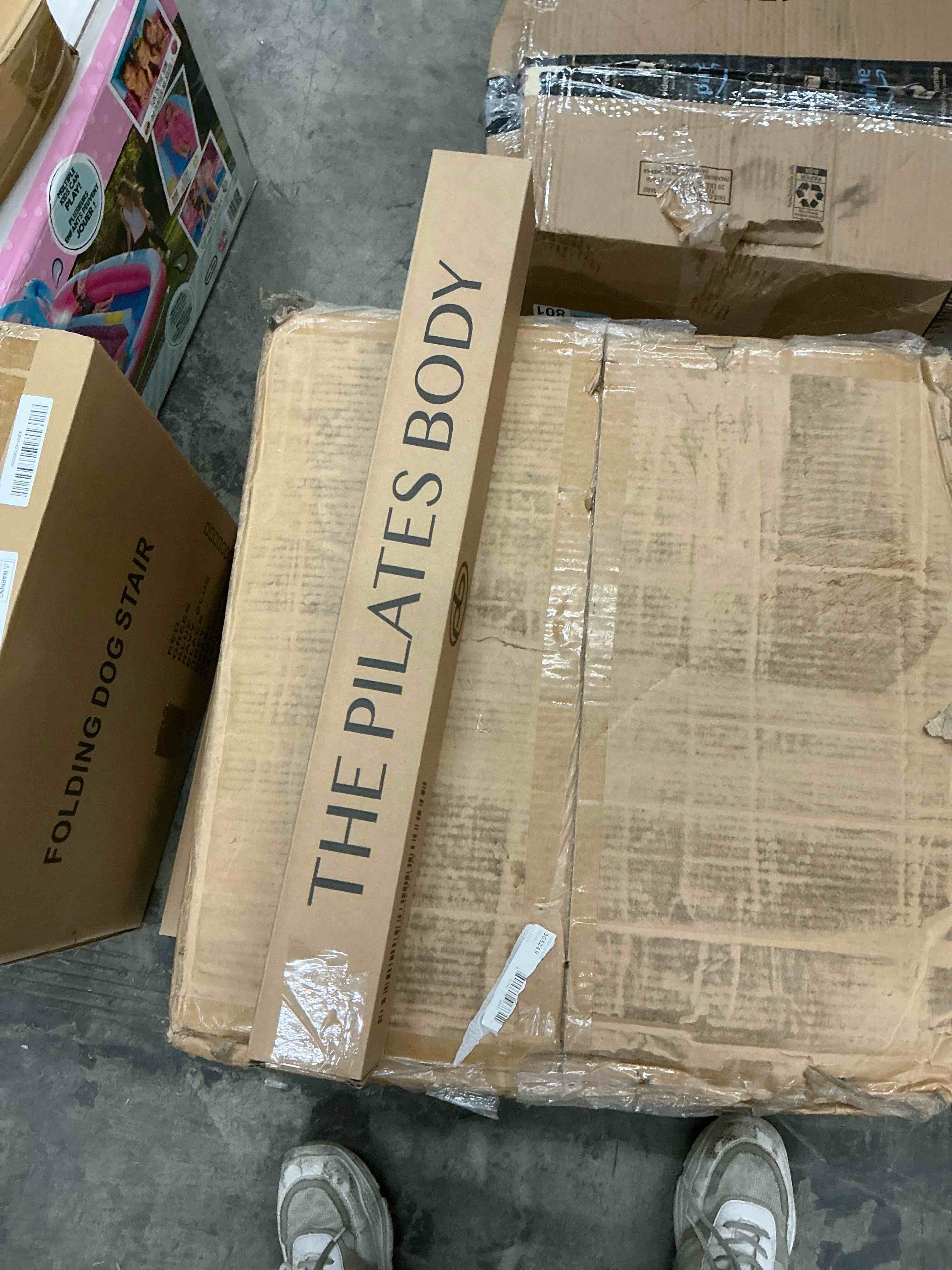 https://s3.amazonaws.com/lotting-images-prod/bidfta/TEA4411781_1777309689874.jpeg
