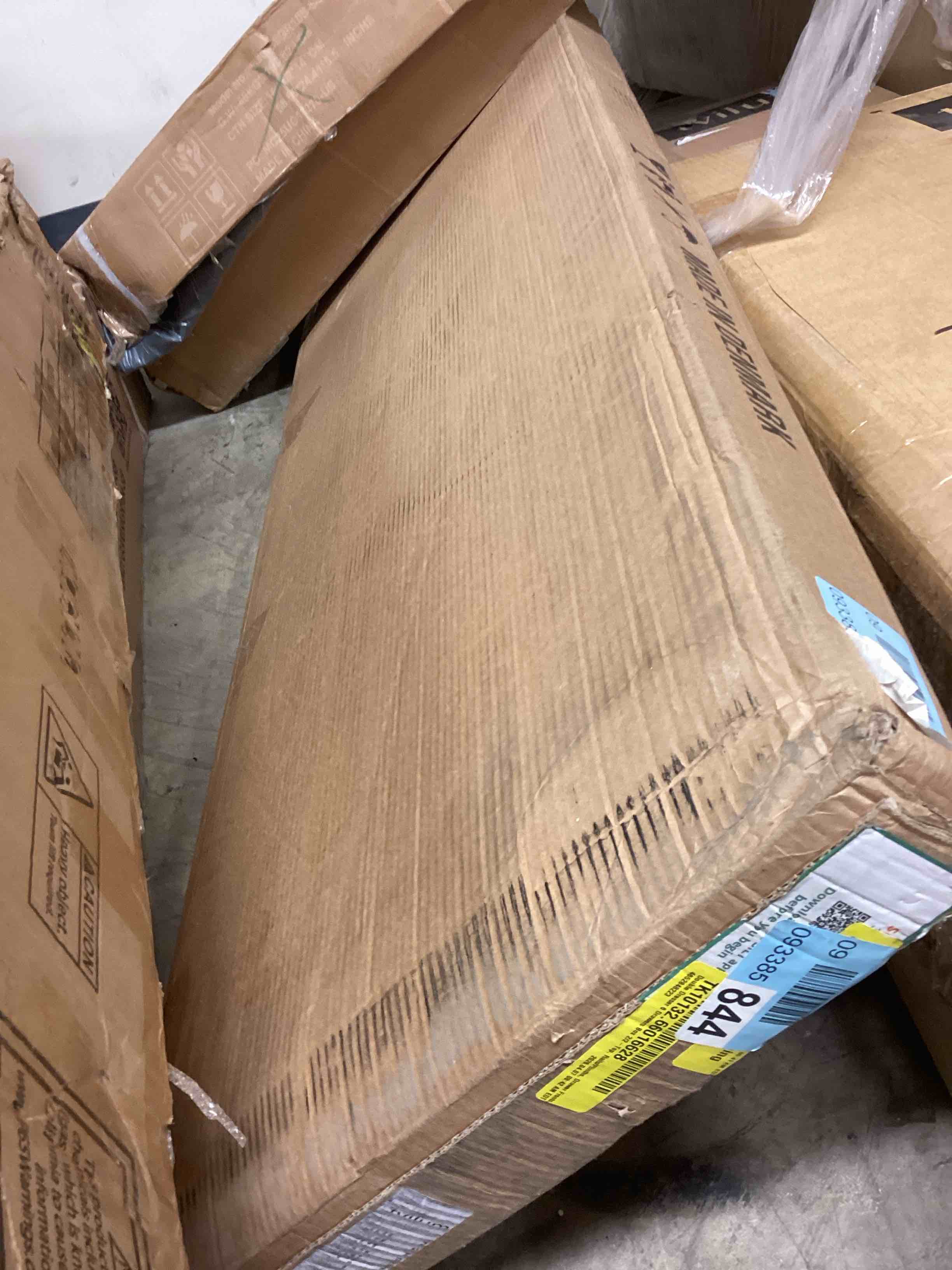 https://s3.amazonaws.com/lotting-images-prod/bidfta/TEA4411892_1777390457973.jpeg