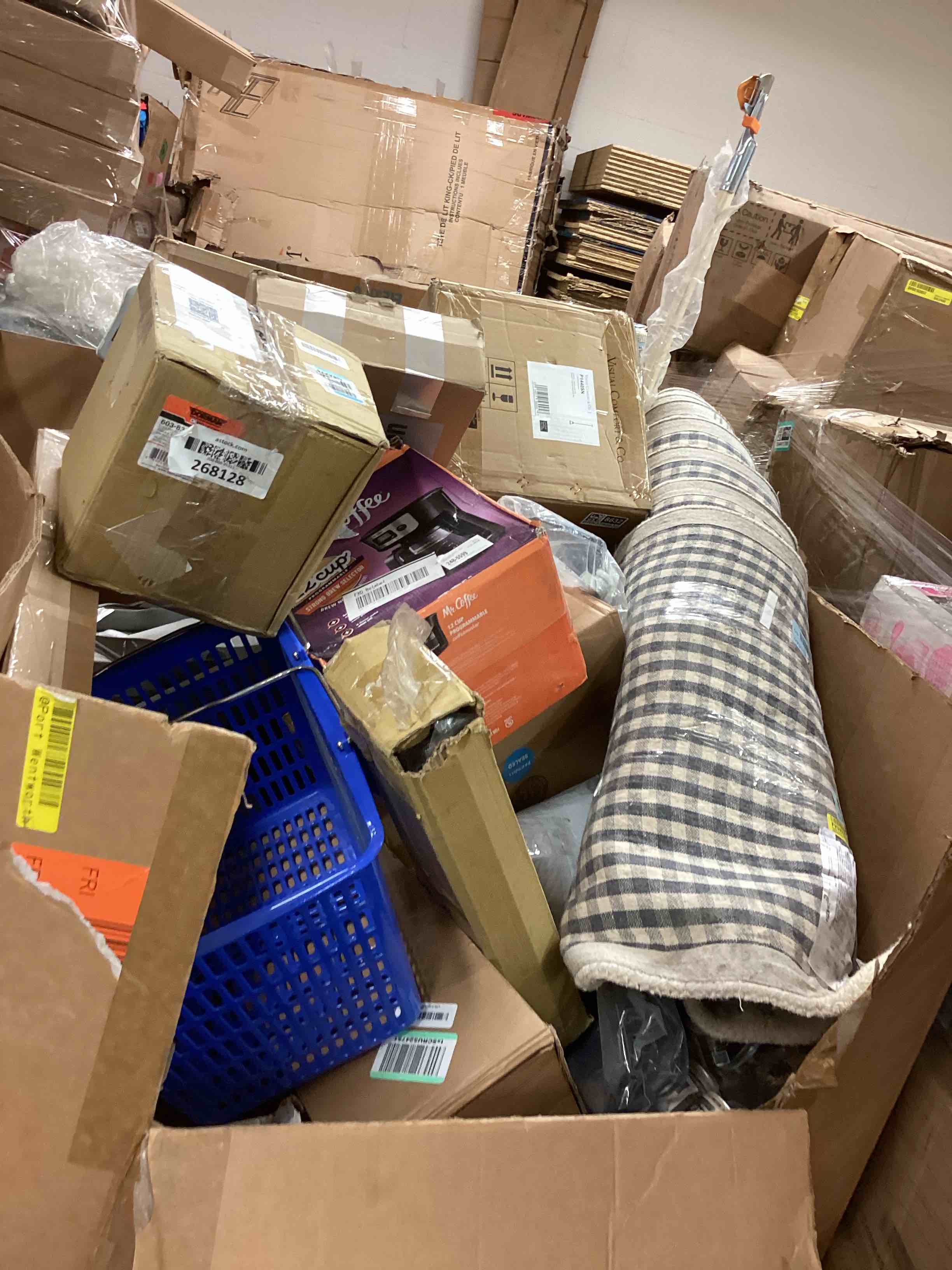 Condition photo showing As Is for pallet lot of items for home furnishings (includes: rug/ light pendant/ blind/ drinks/ interlocking stacked stone panels/ wall art and more) 