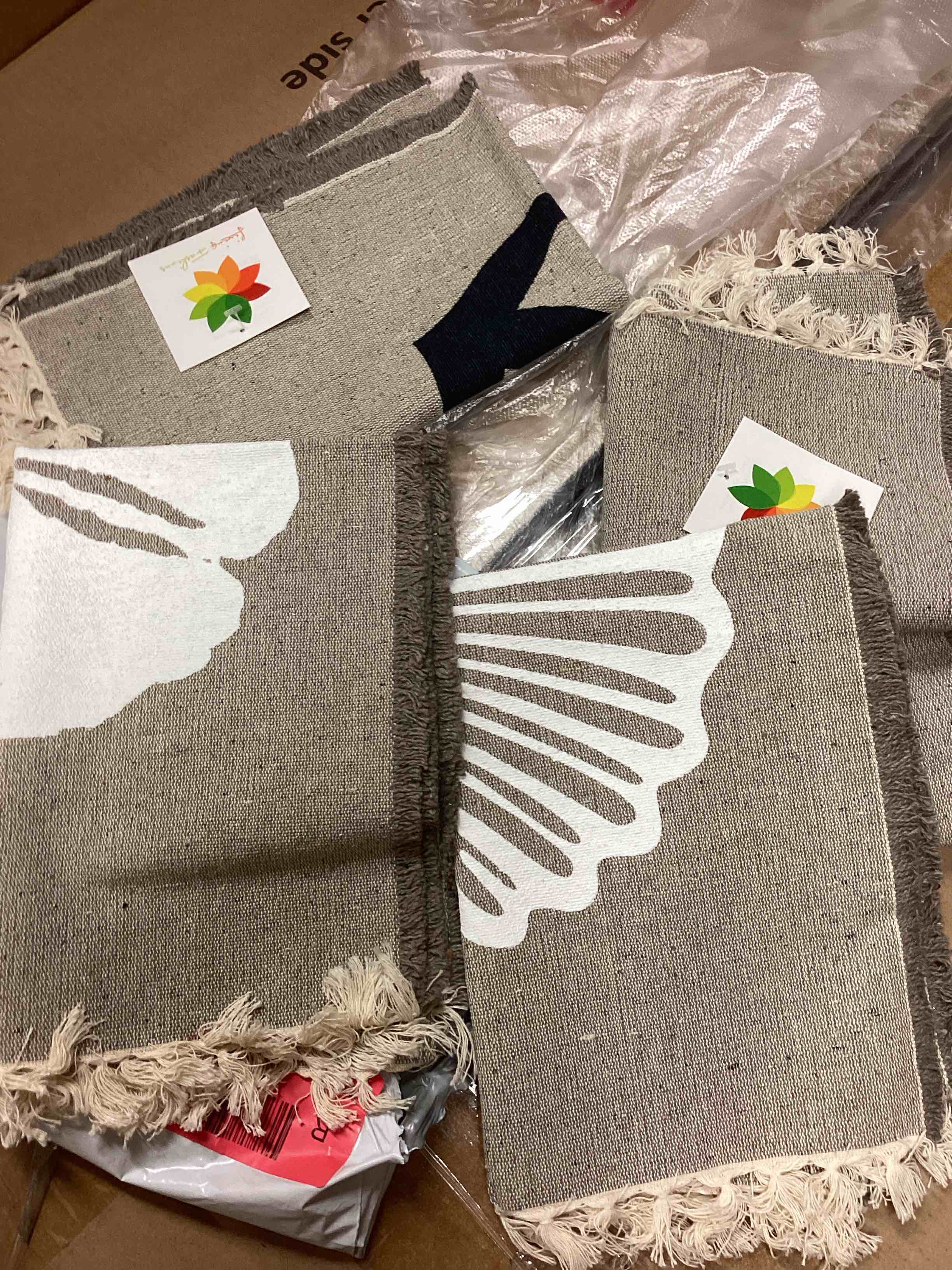 Condition photo showing Good Condition for living fashions table placemats set of 4 - beach themed nautical kitchen placemats for dining table - 100% washable cotton place mat- seashell, sand dollar, starfish & anchor designs with fringes