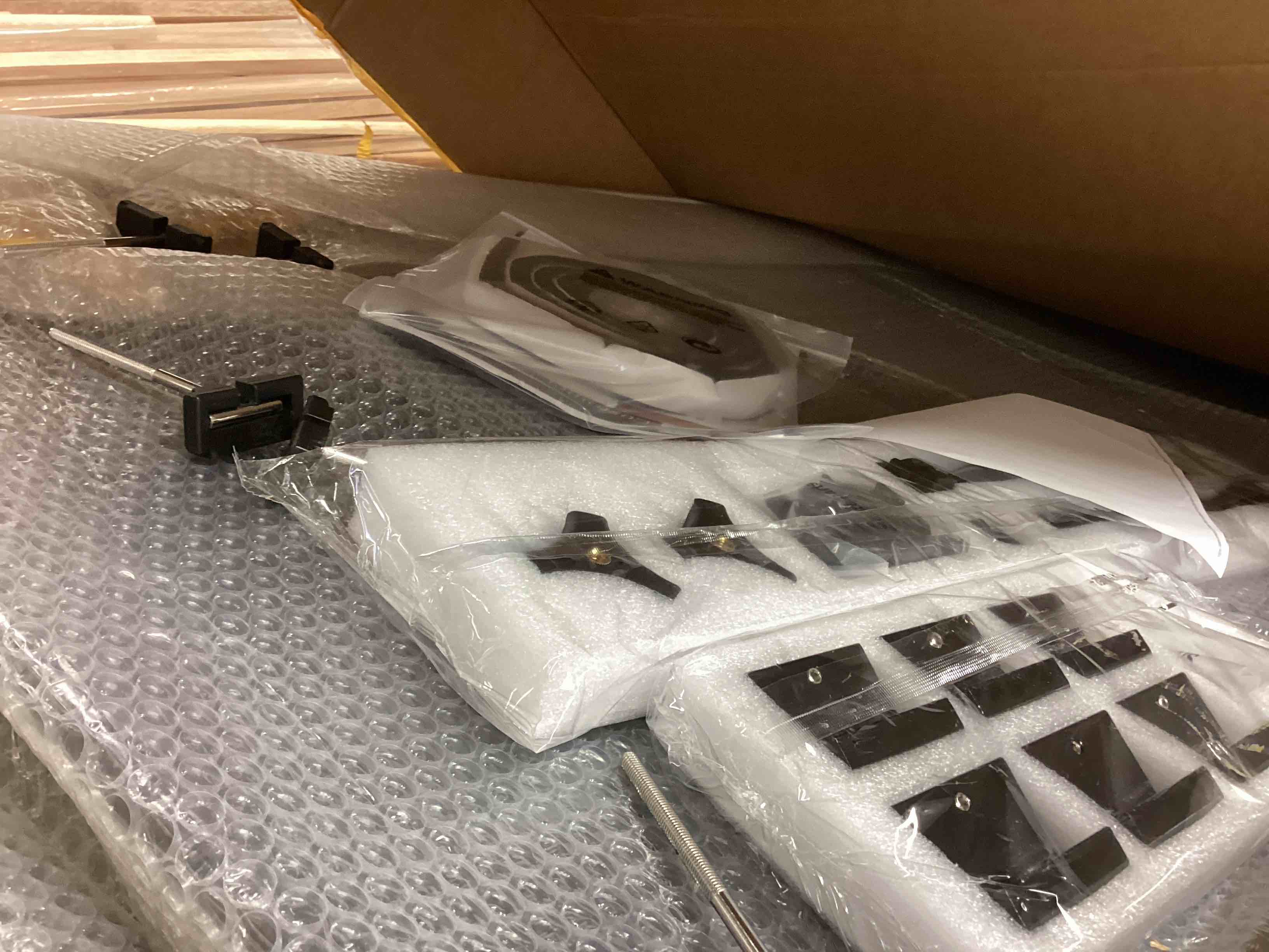 Condition photo showing New/Like New for silverado 1500 5.5 ft bed hard flush mount tri-fold tonneau cover