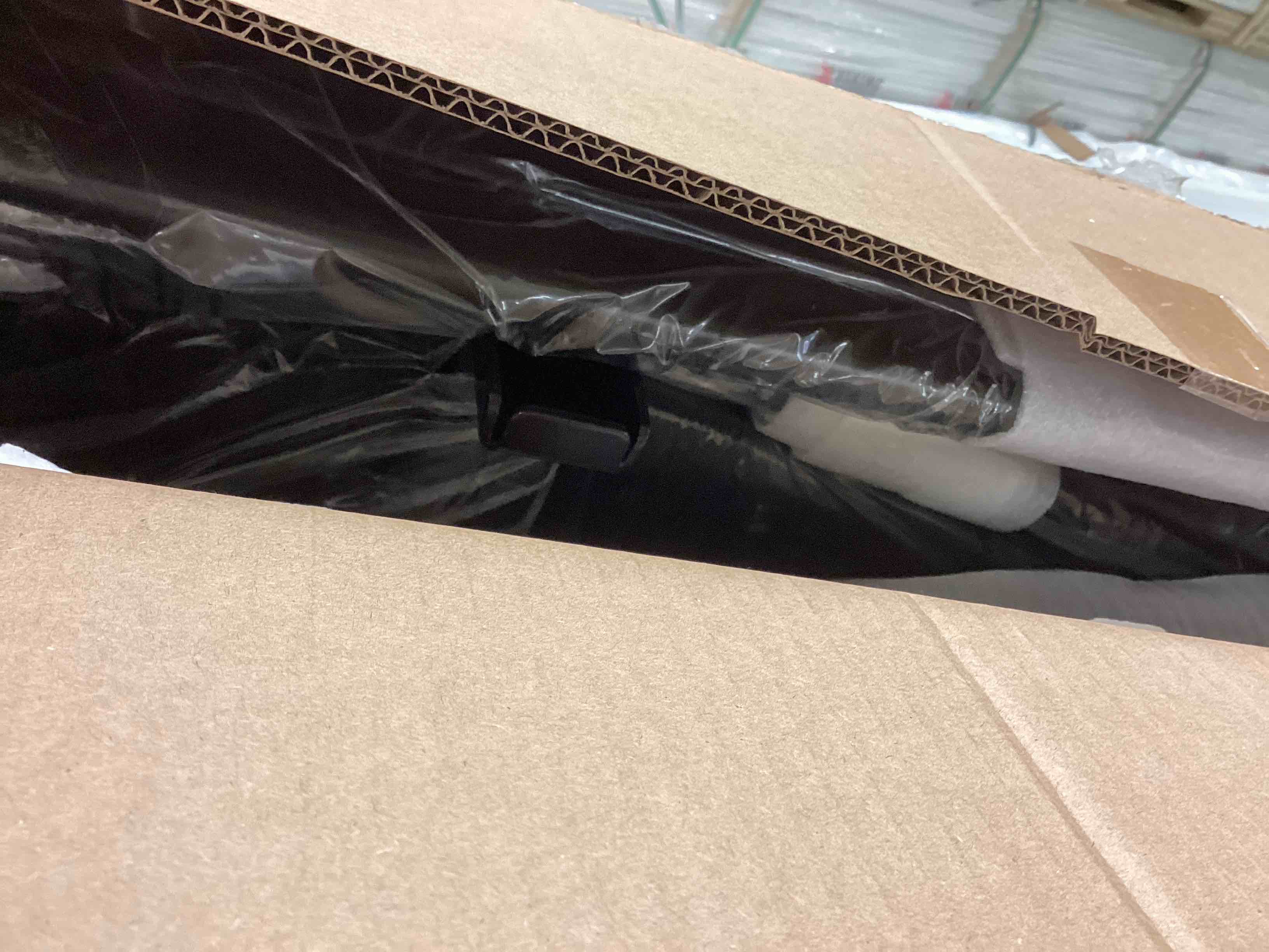 Condition photo showing New/Like New for yoleo gravity inversion table for back pain relief 2026 new inversion table w/lumbar support easy to assemble back stretcher machine 300 lbs