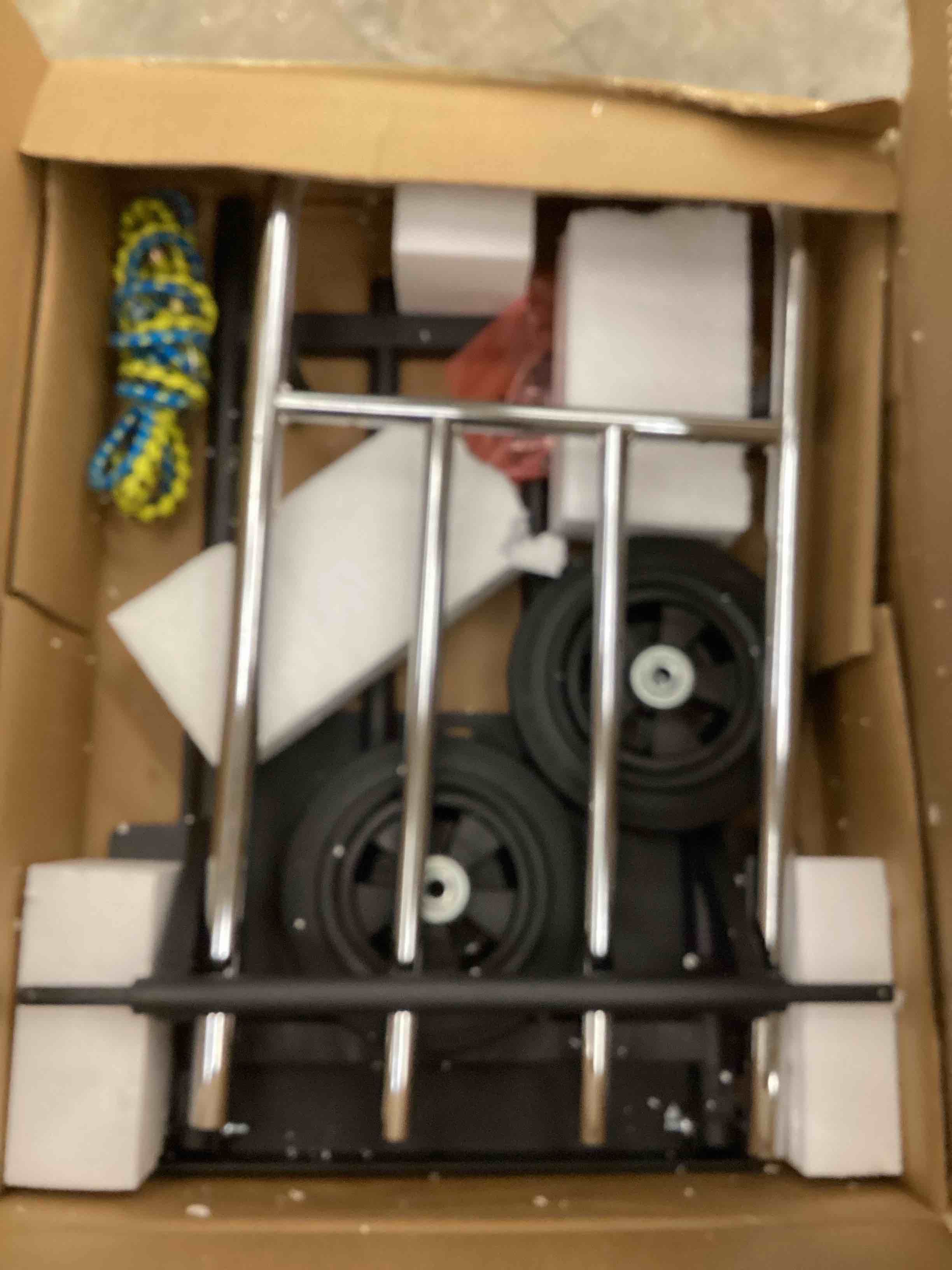 Condition photo showing New/Like New for heavy duty hand truck 