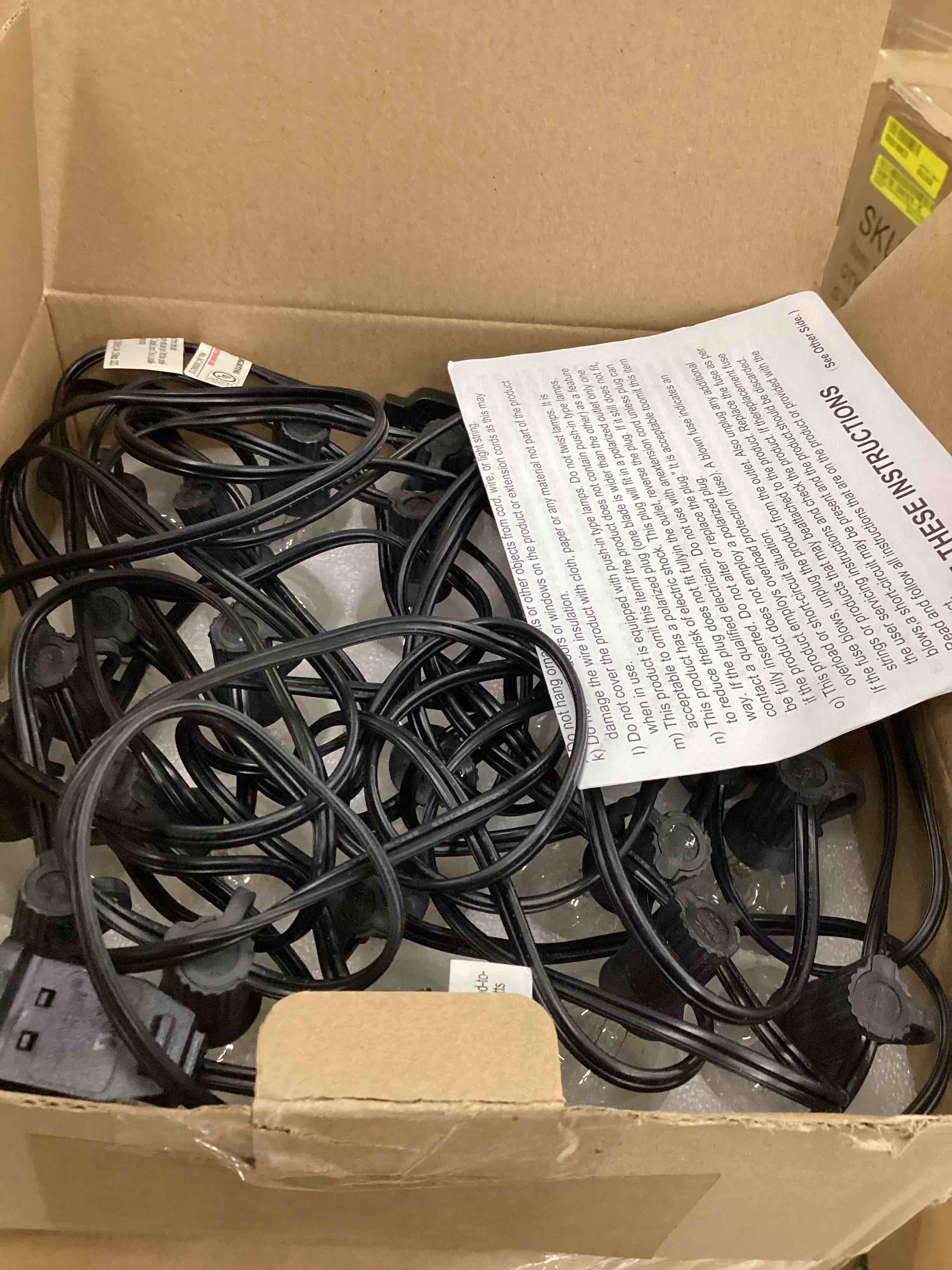 Condition photo showing Good Condition for 25ft string lights, g40 outdoor string lights edison light bulbs clear globe lights for backyard patio lights indoor/outdoor commercial decoration -5 watt/120 voltage/e12 base -black wire