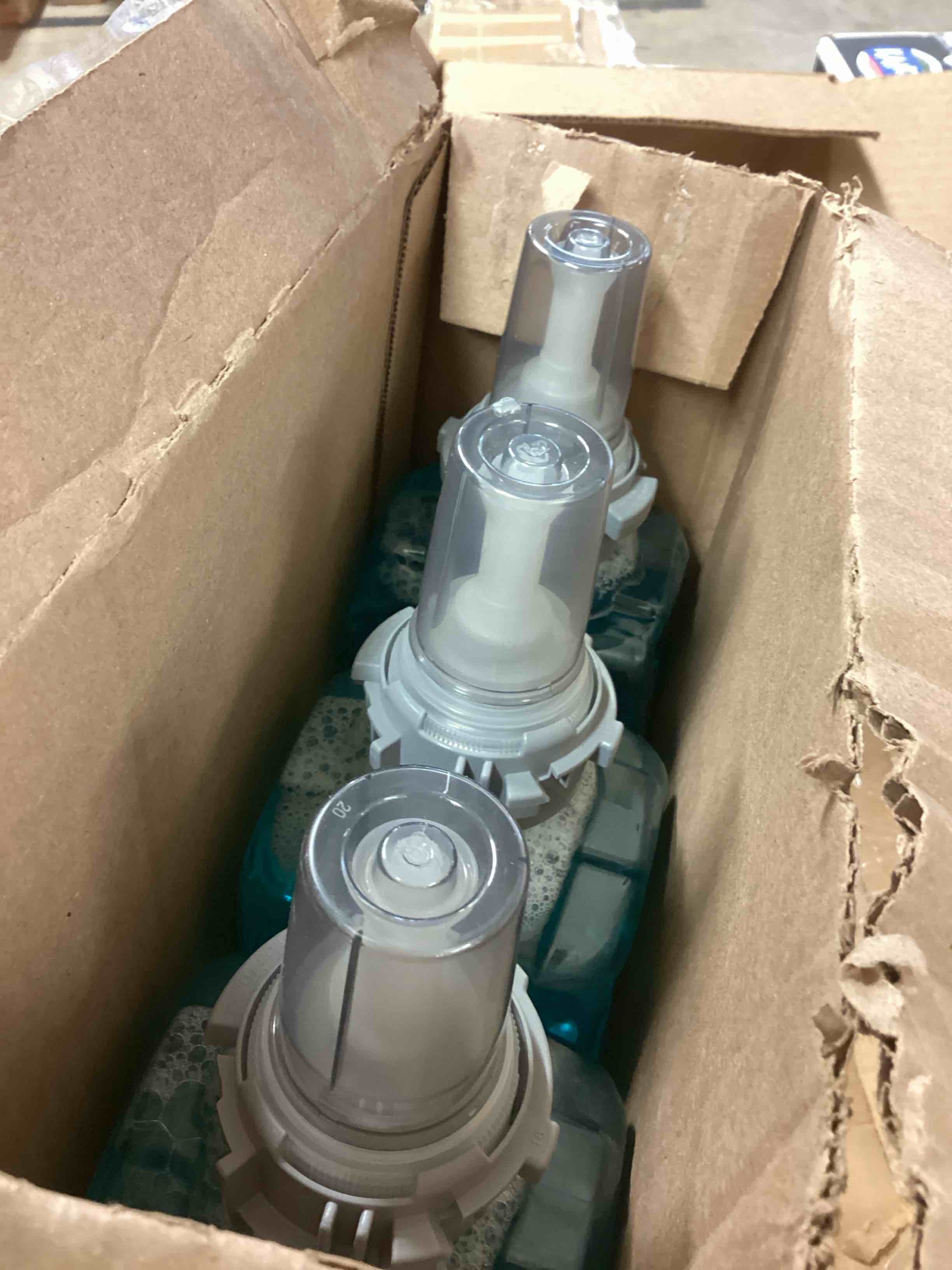 Condition photo showing New/Like New for gojo® botanical foam handwash - 1250 ml 3-pack