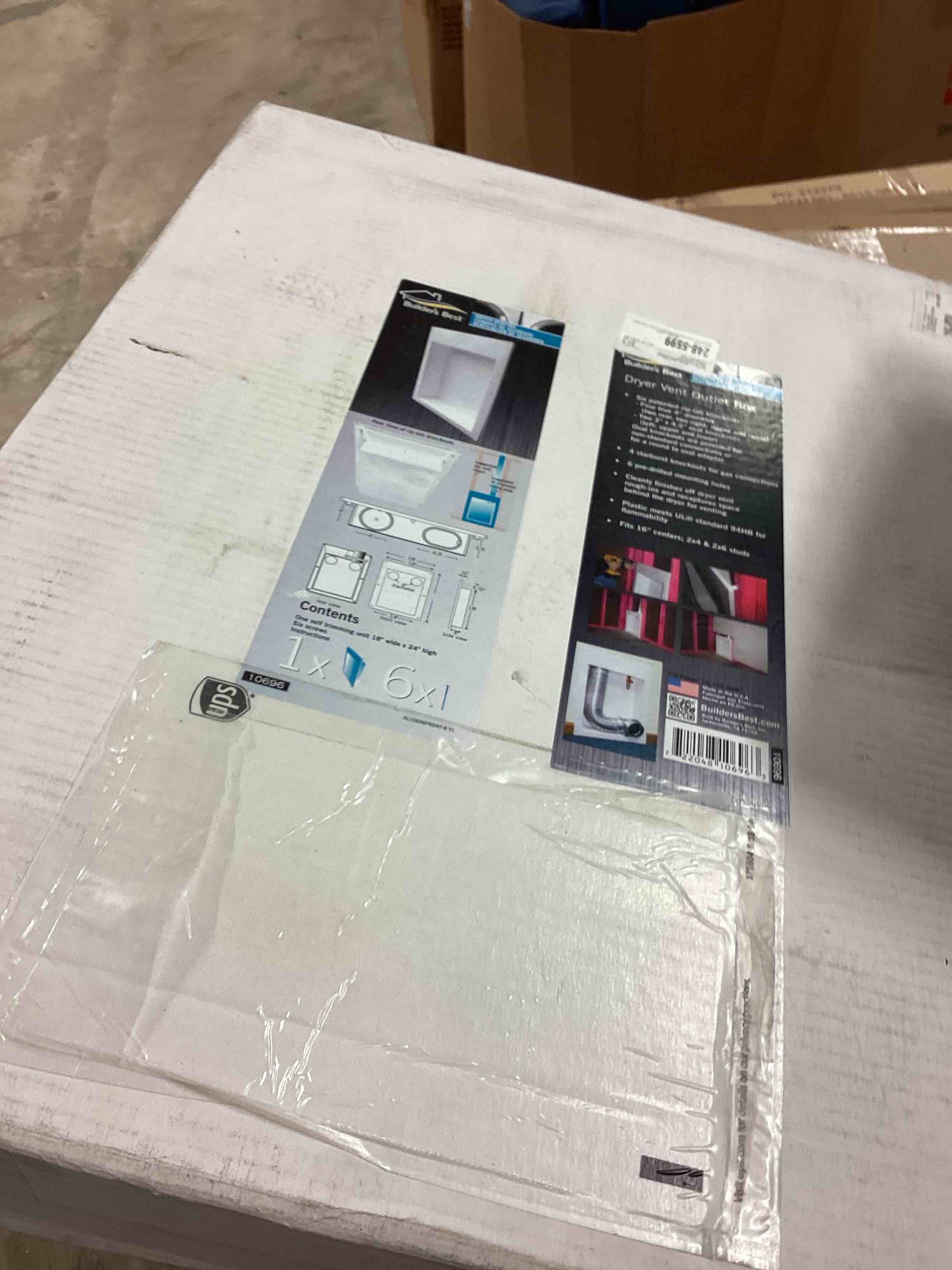 Condition photo showing Good Condition for saf-t-duct dryer outlet box, white
