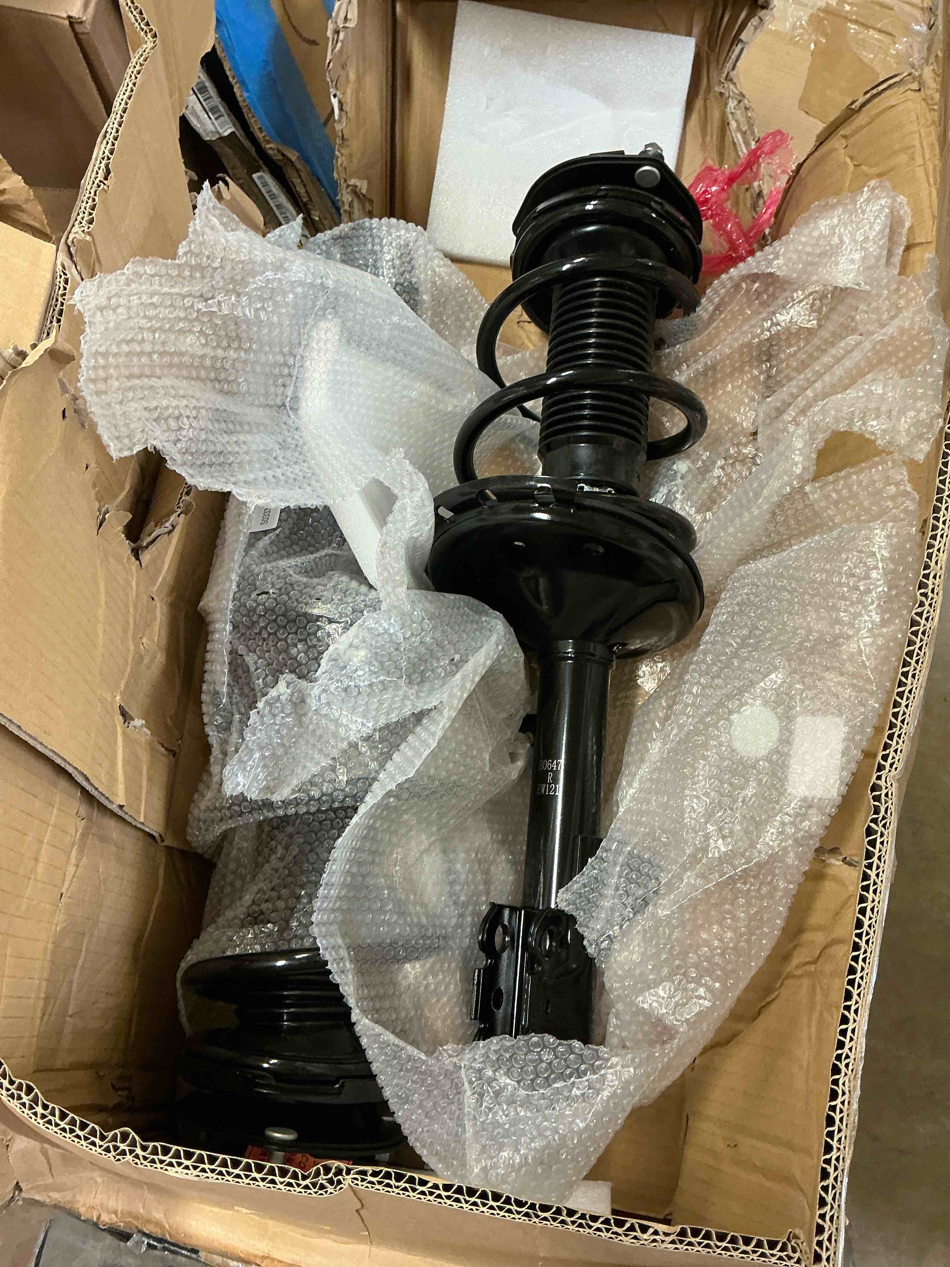 Condition photo showing Good Condition for eccpp struts spring for toyota camry - front struts shocks 172941 172940 (2packs)