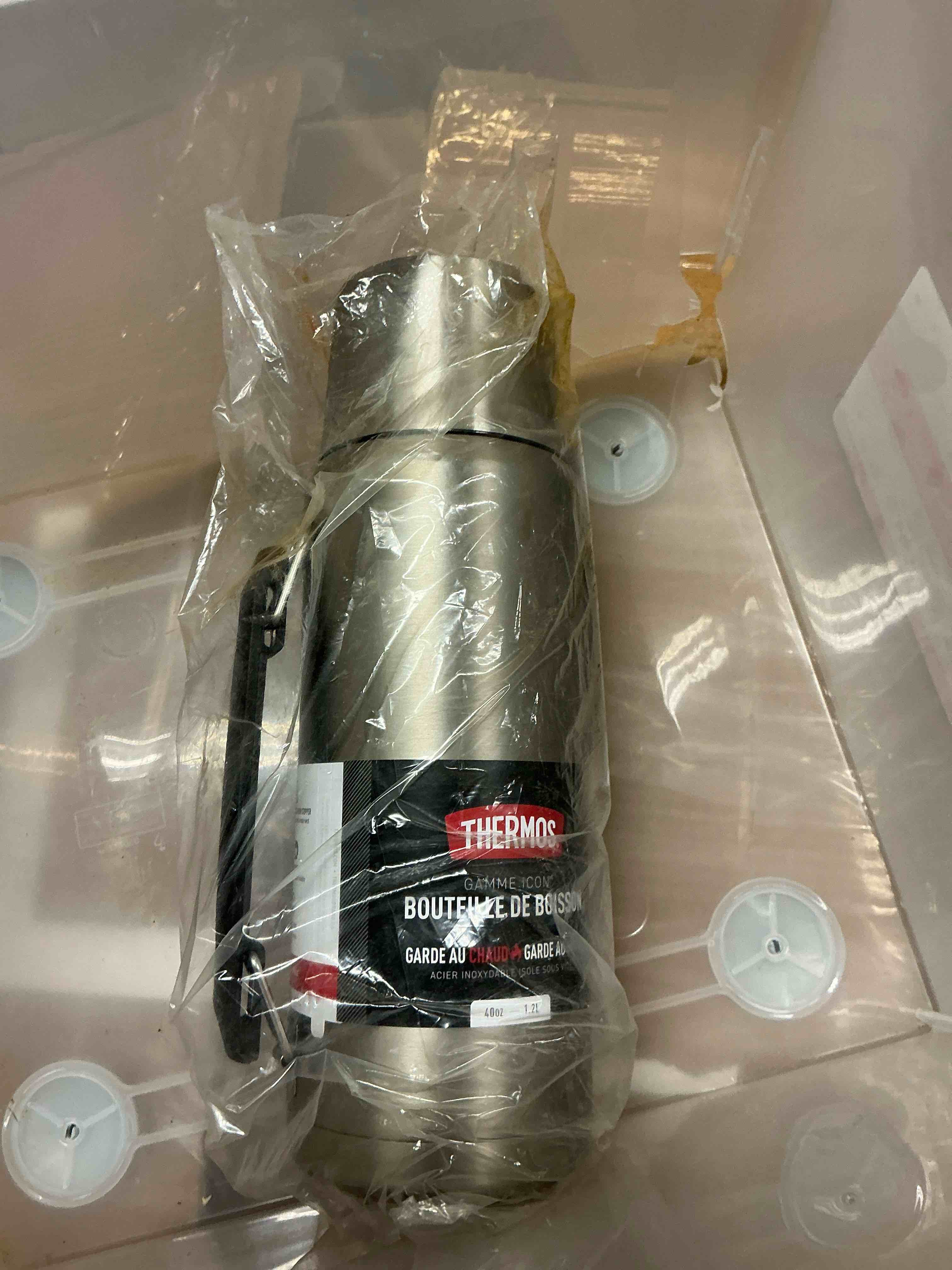 Condition photo showing As Is for thermos stainless steel vacuum insulated beverage bottle  stainless steel  1.2 l