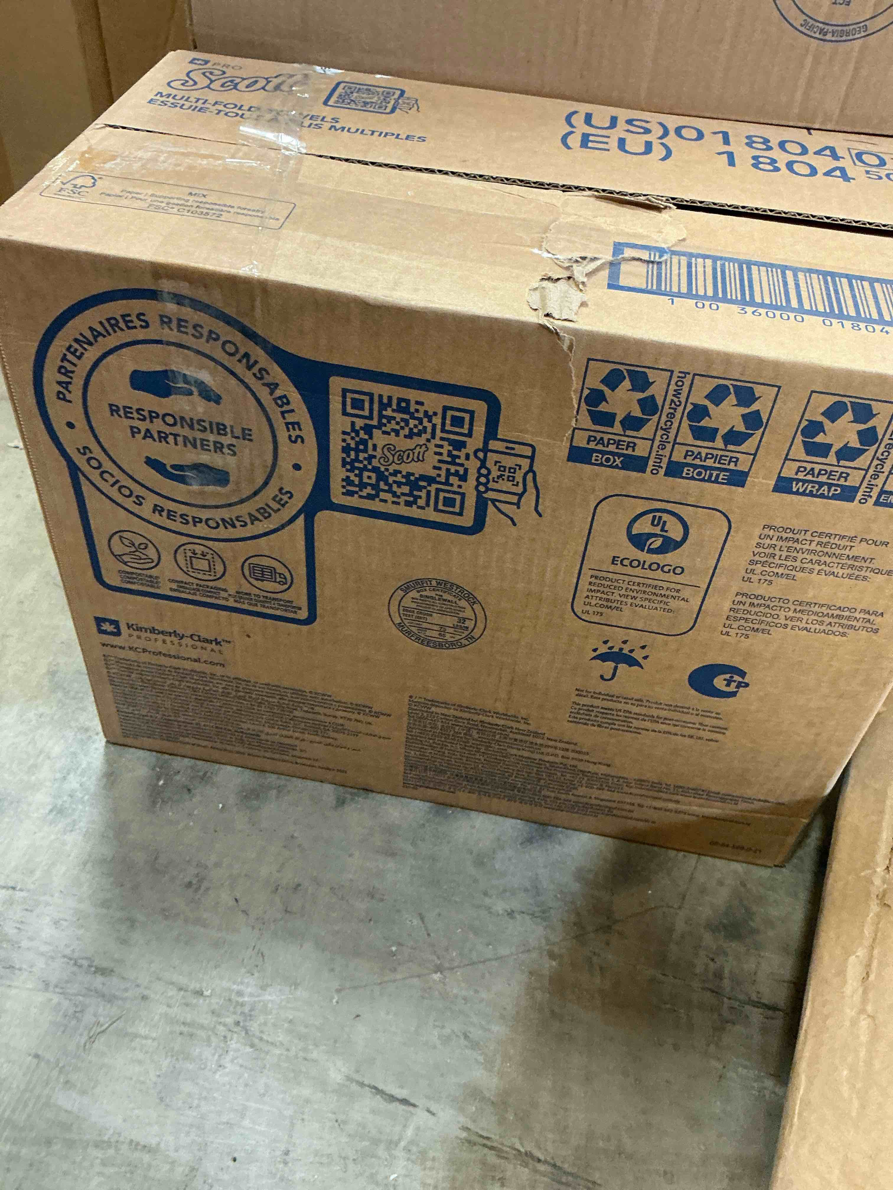 Condition photo showing Good Condition for scott® multifold paper towels (01804) with absorbency pockets™ 9.2 x 9.4 sheets white (250 sheets/pack 16 packs/case 4 000 sheets/case)