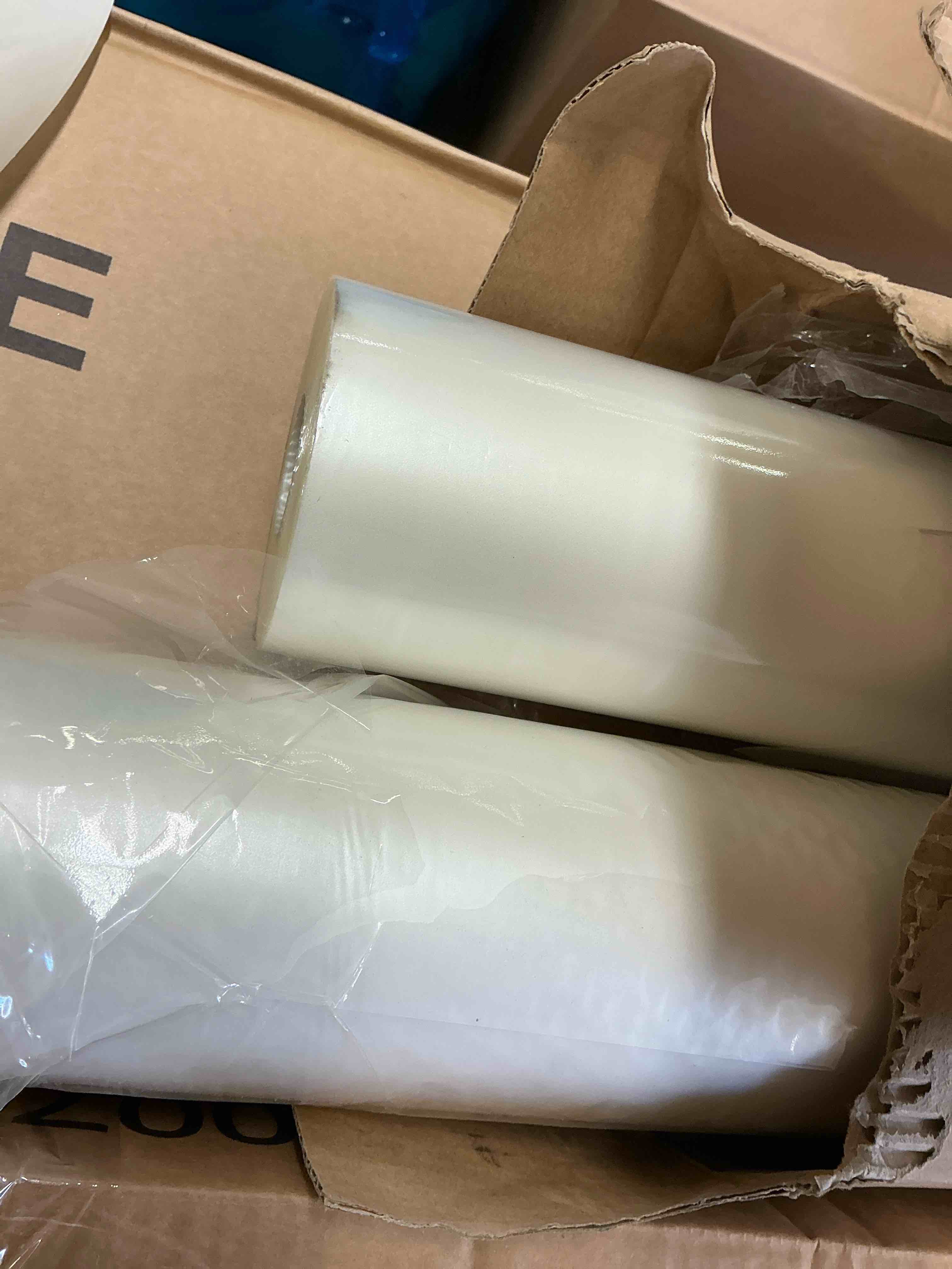 Condition photo showing Good Condition for gbc 3000004 nap-lam i 25 in. x 500 ft. 1.5 mil roll film - gloss clear (2)