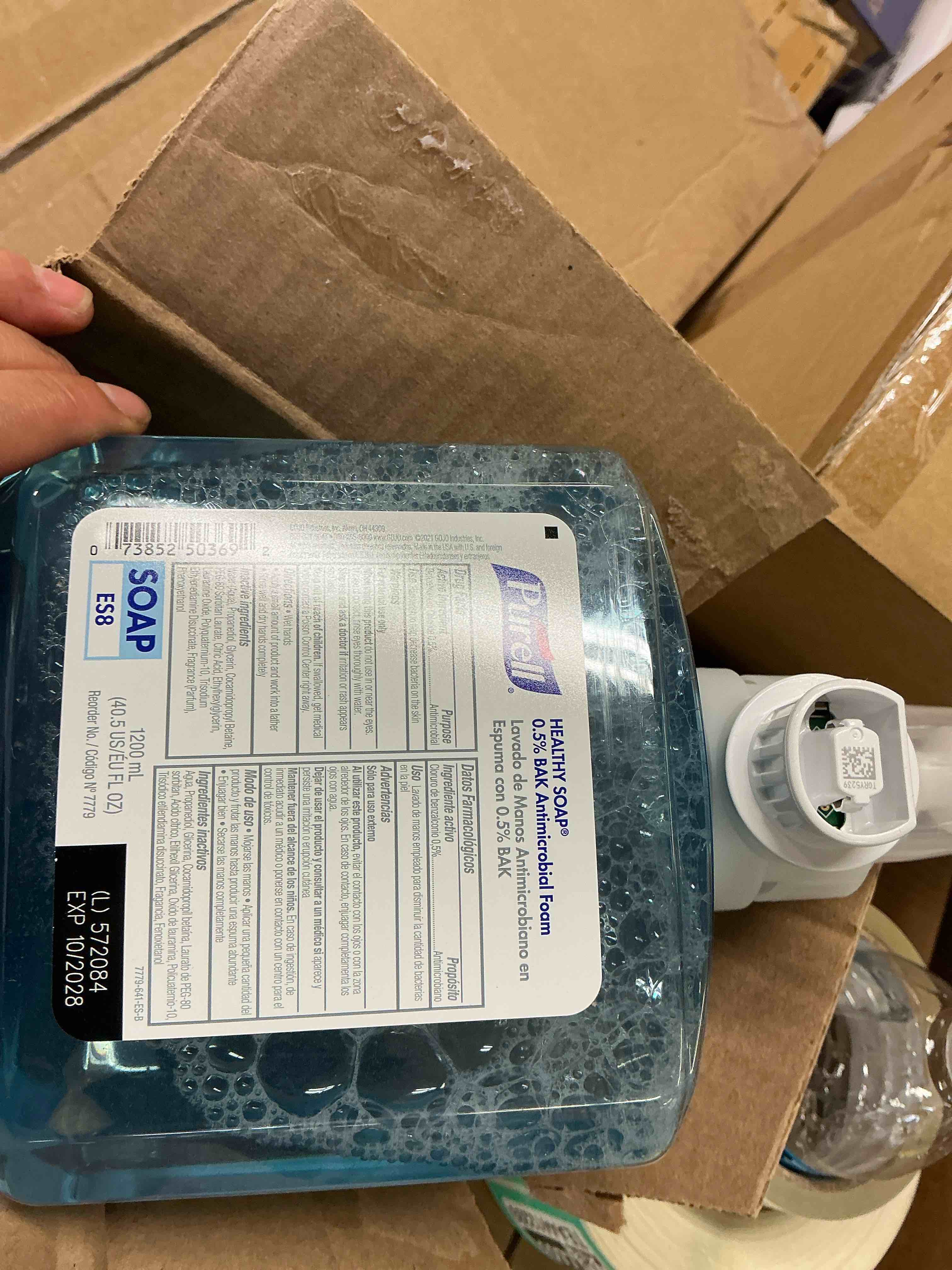 Condition photo showing Good Condition for purell brand healthy soap 0.5% bak antimicrobial foam, lightly fragranced, 1200 ml refill for purell es8 automatic soap dispenser (pack of 2) - 7779-02 - manufactured by gojo, inc.