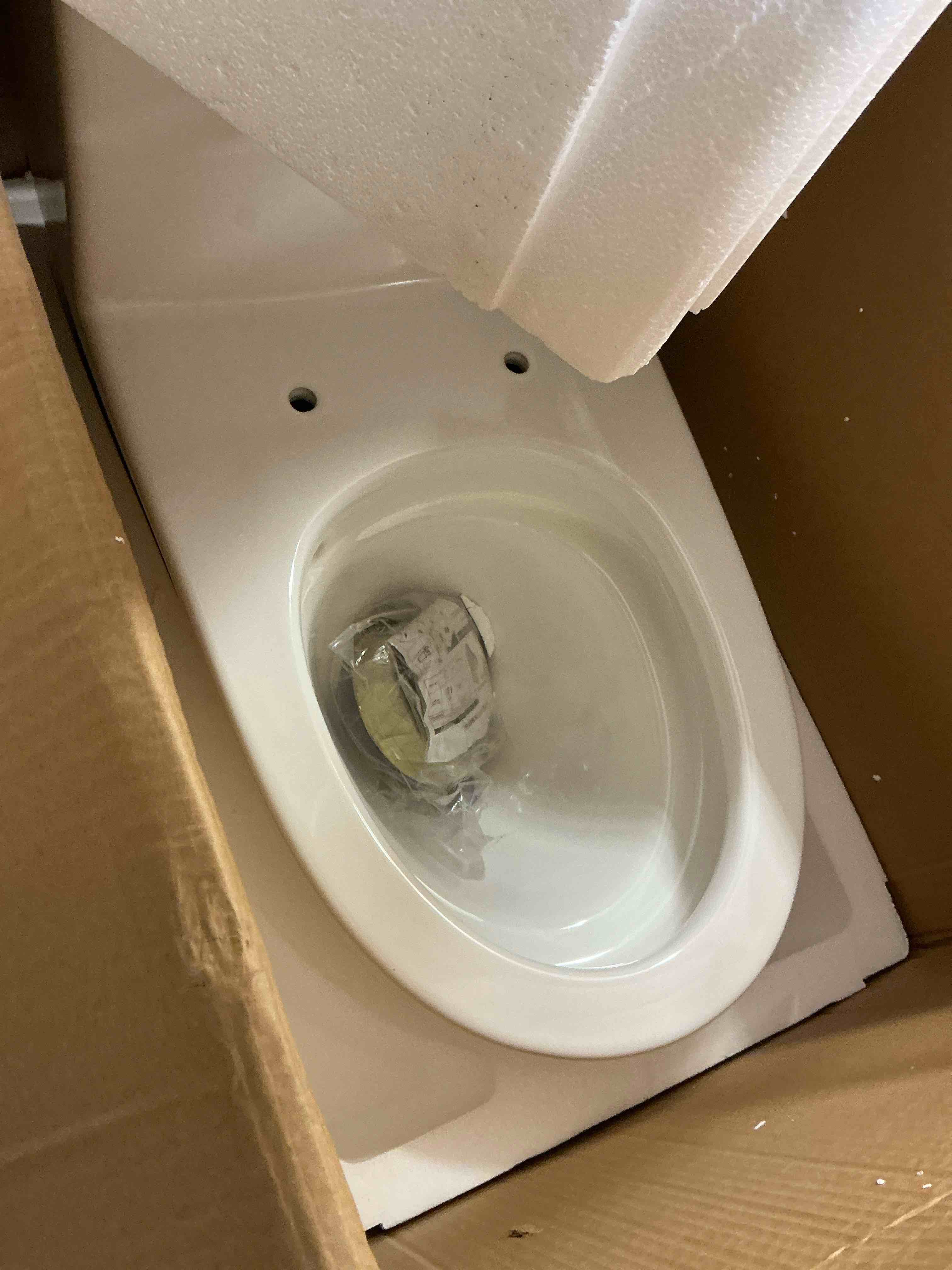 https://s3.amazonaws.com/lotting-images-prod/bidfta/TEA4412368_1781100290043.jpeg