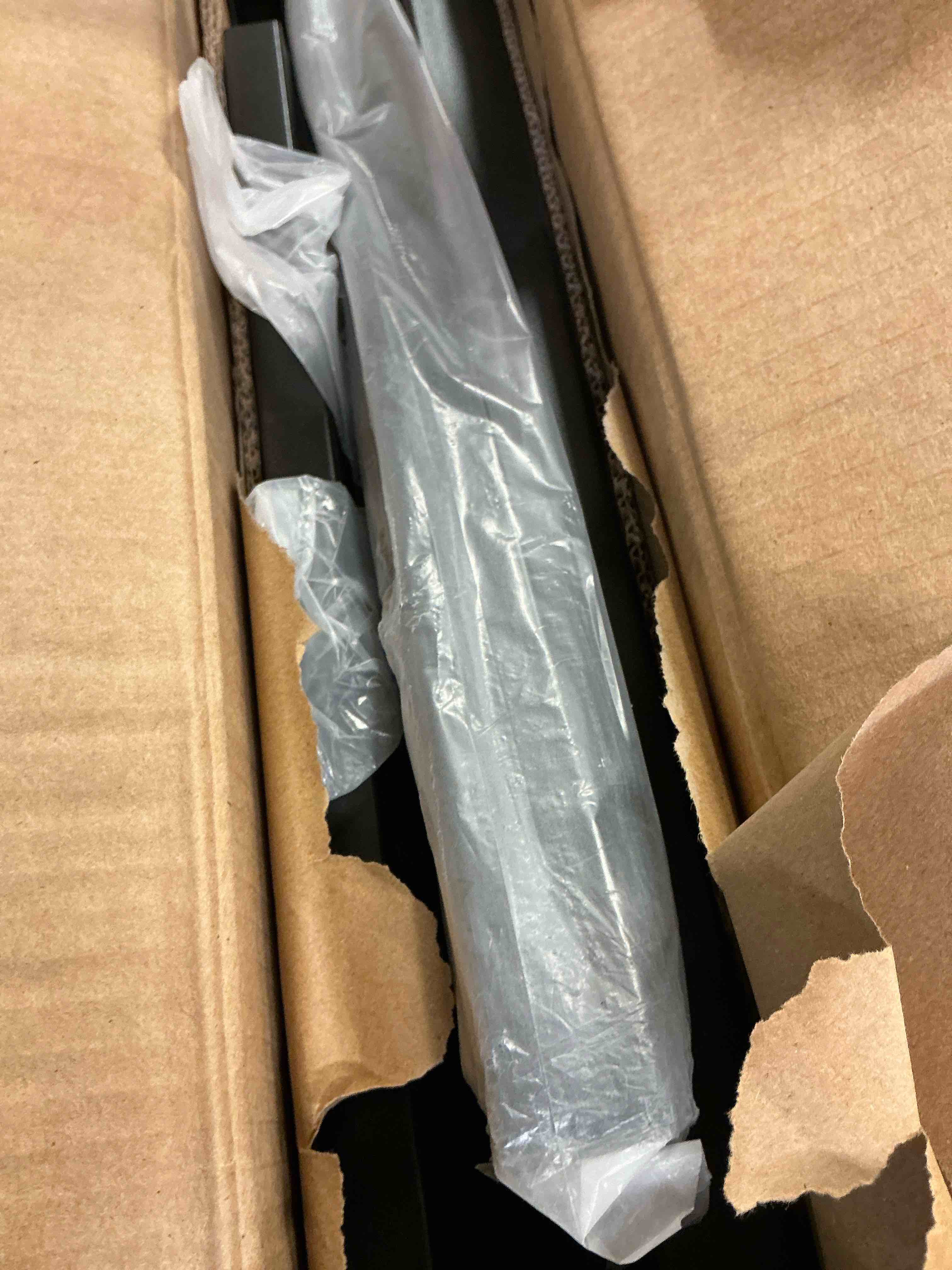 https://s3.amazonaws.com/lotting-images-prod/bidfta/TEA4412372_1781102300278.jpeg