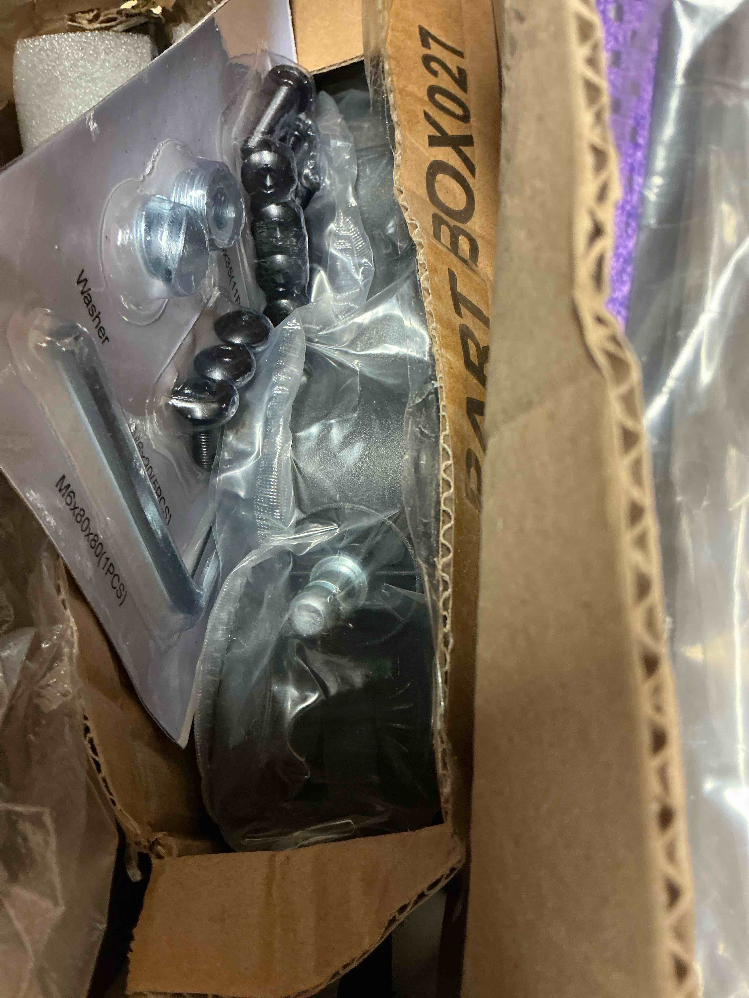 https://s3.amazonaws.com/lotting-images-prod/bidfta/TEA4412406_1781118313894.jpeg