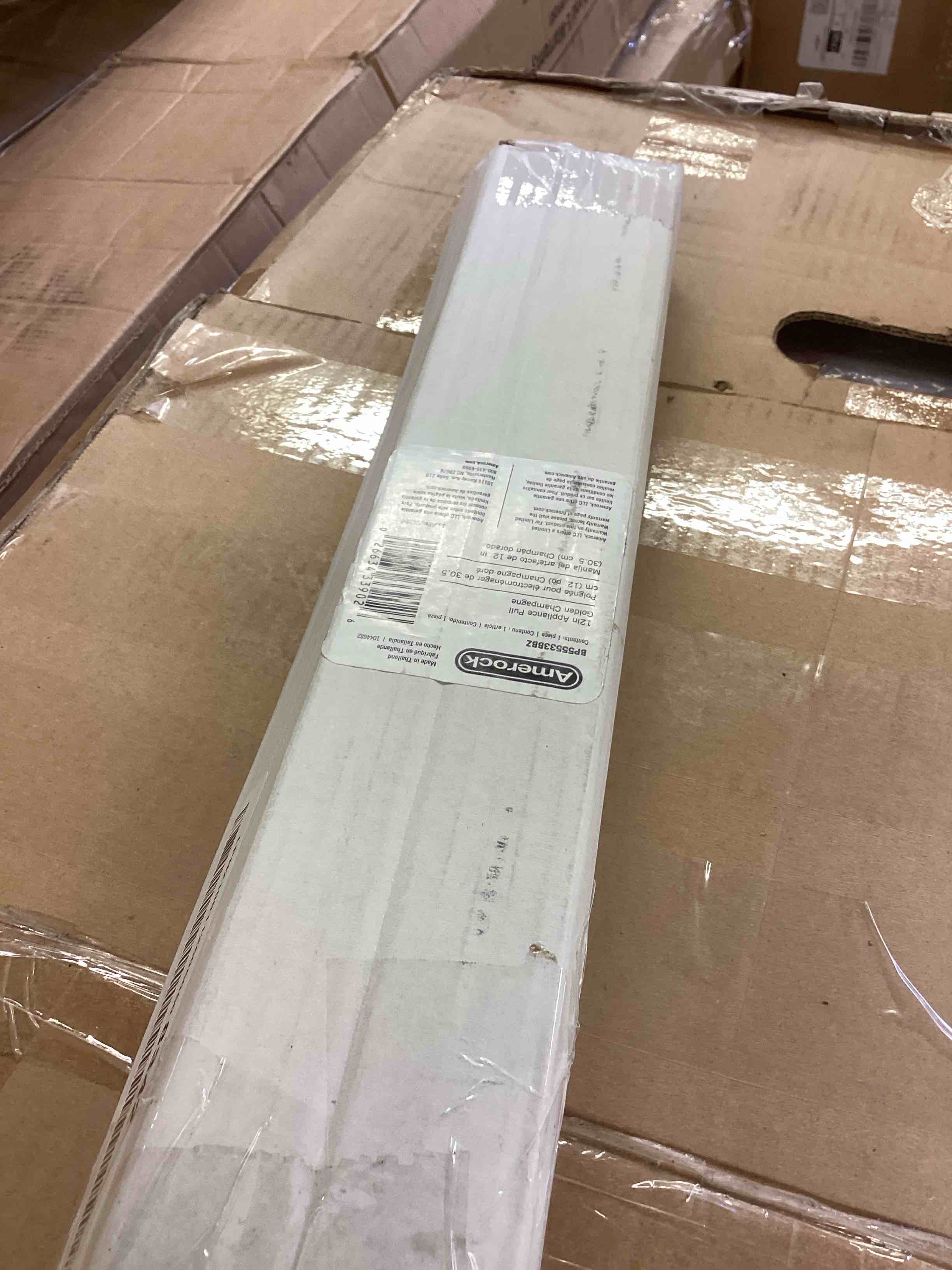 Condition photo showing New/Like New for amerock versa 12 inch (305 mm) center to center golden champagne appliance pull, bp55533bbz