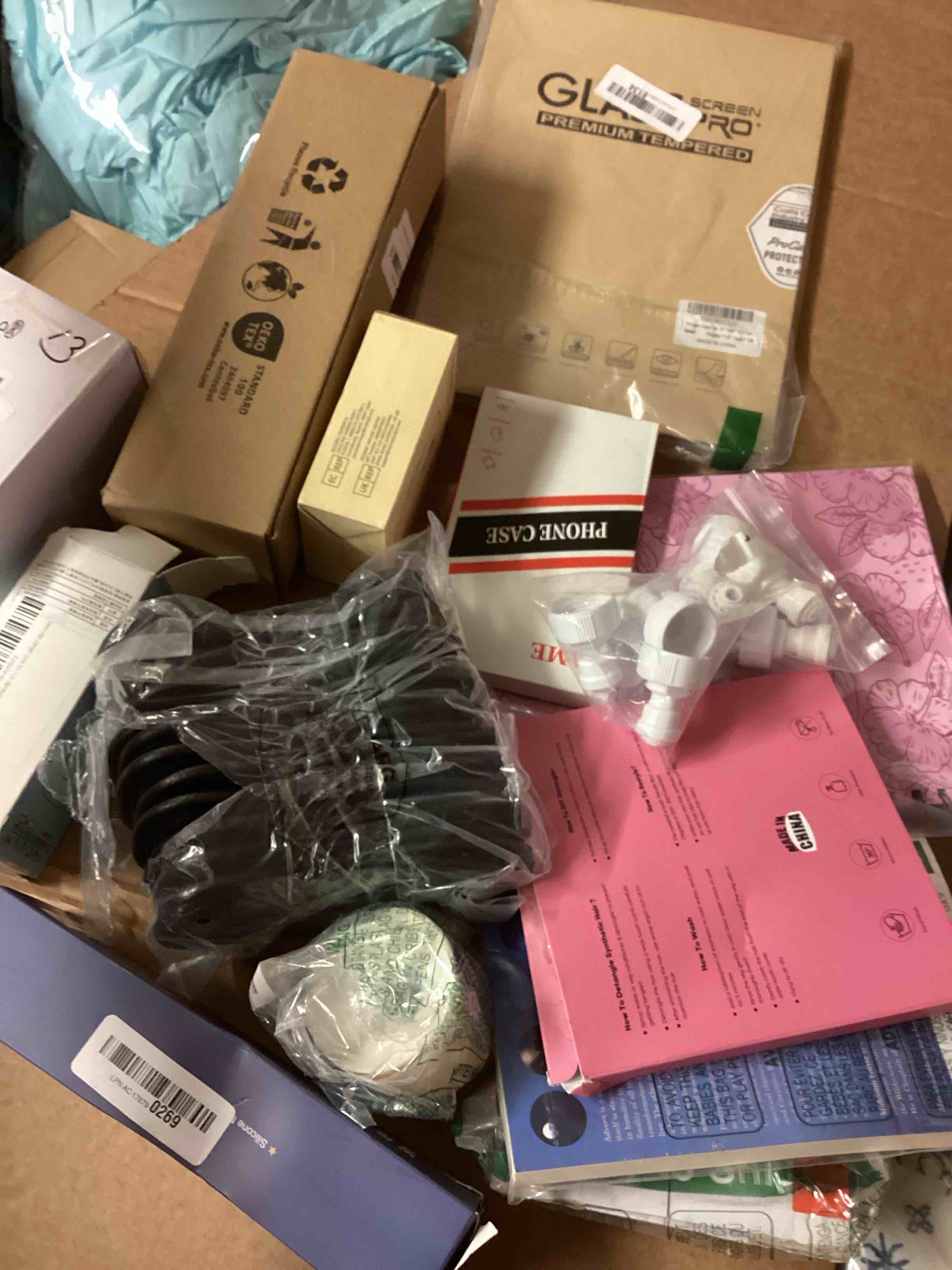 assorted miscellaneous items 