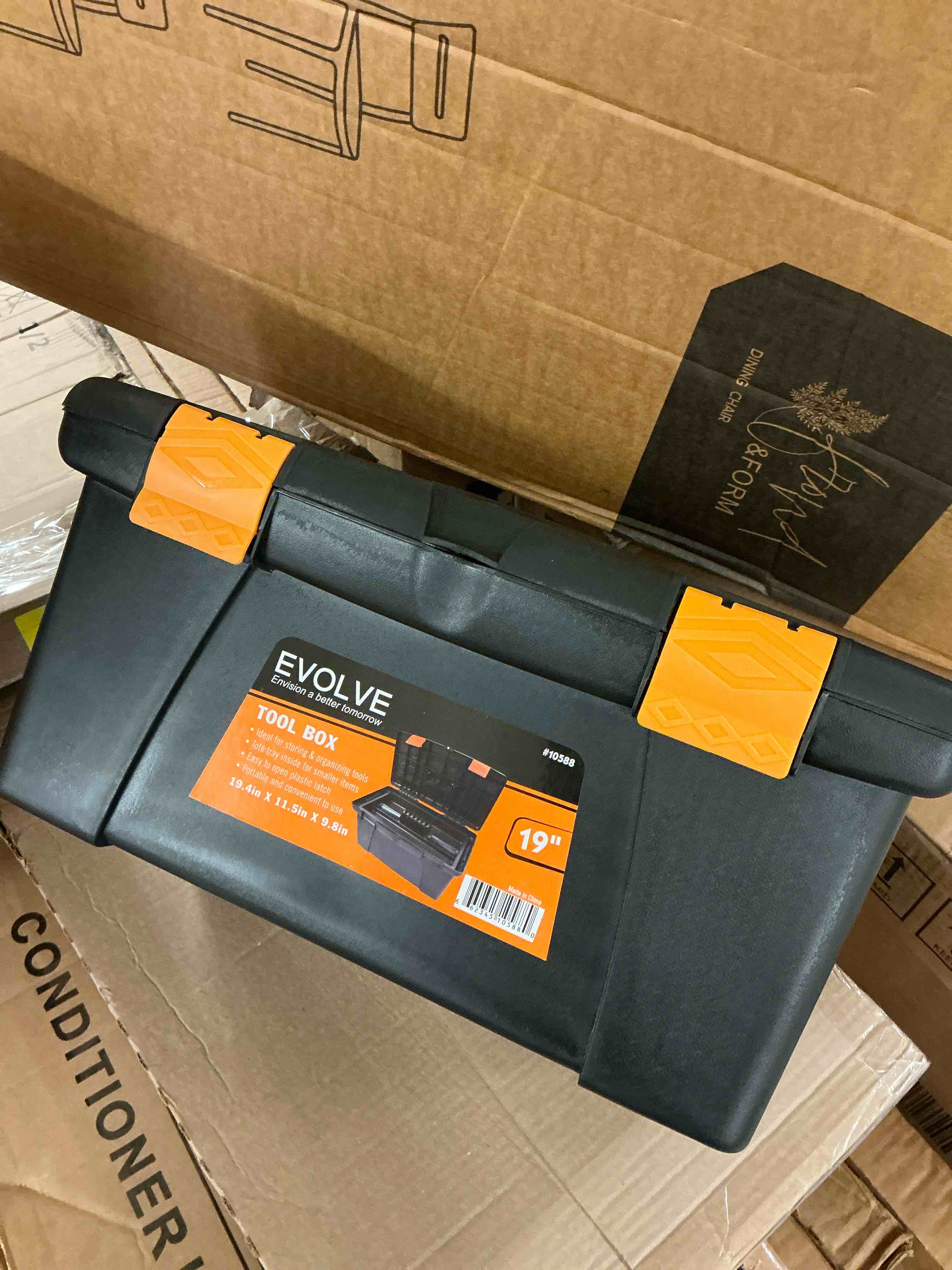 Condition photo showing Good Condition for tool box evolve 19”