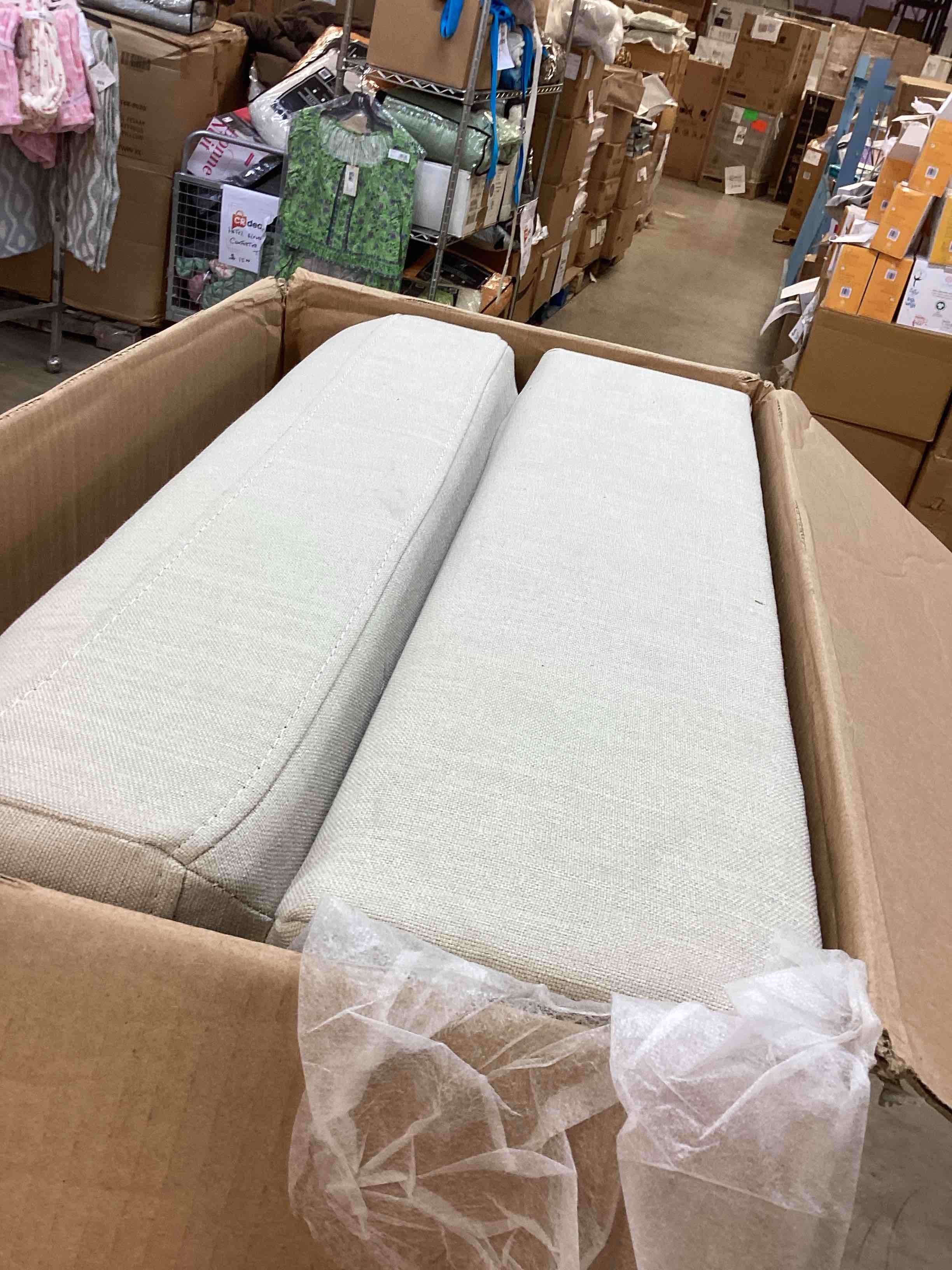 https://s3.amazonaws.com/lotting-images-prod/bidfta/TEA4413248_1782860261881.jpeg