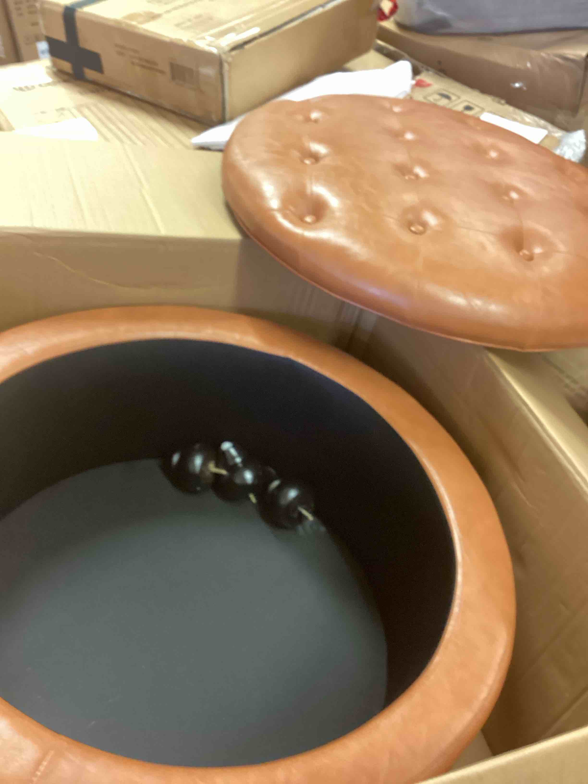Condition photo showing Good Condition for faux leather 30” round storage ottoman,brown (incomplete missing one leg)