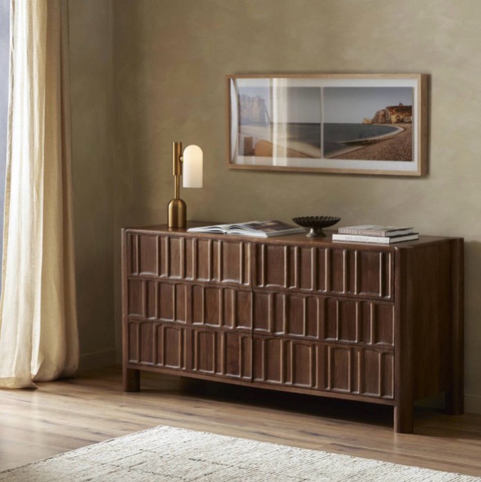 Ezri 6 Drawer Dresser (One of the doors is damaged)