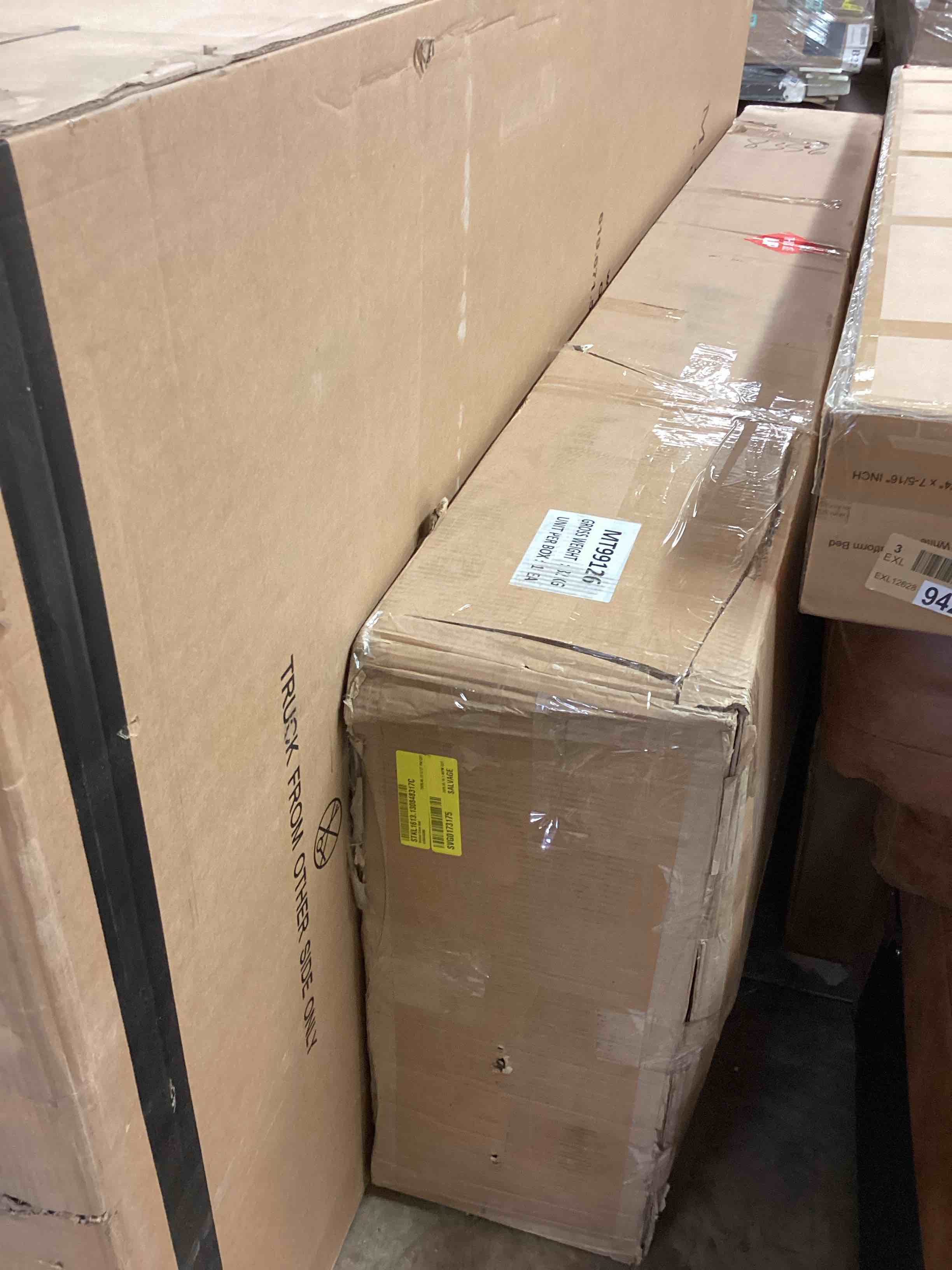 https://s3.amazonaws.com/lotting-images-prod/bidfta/TEA4417105_1780927697112.jpeg