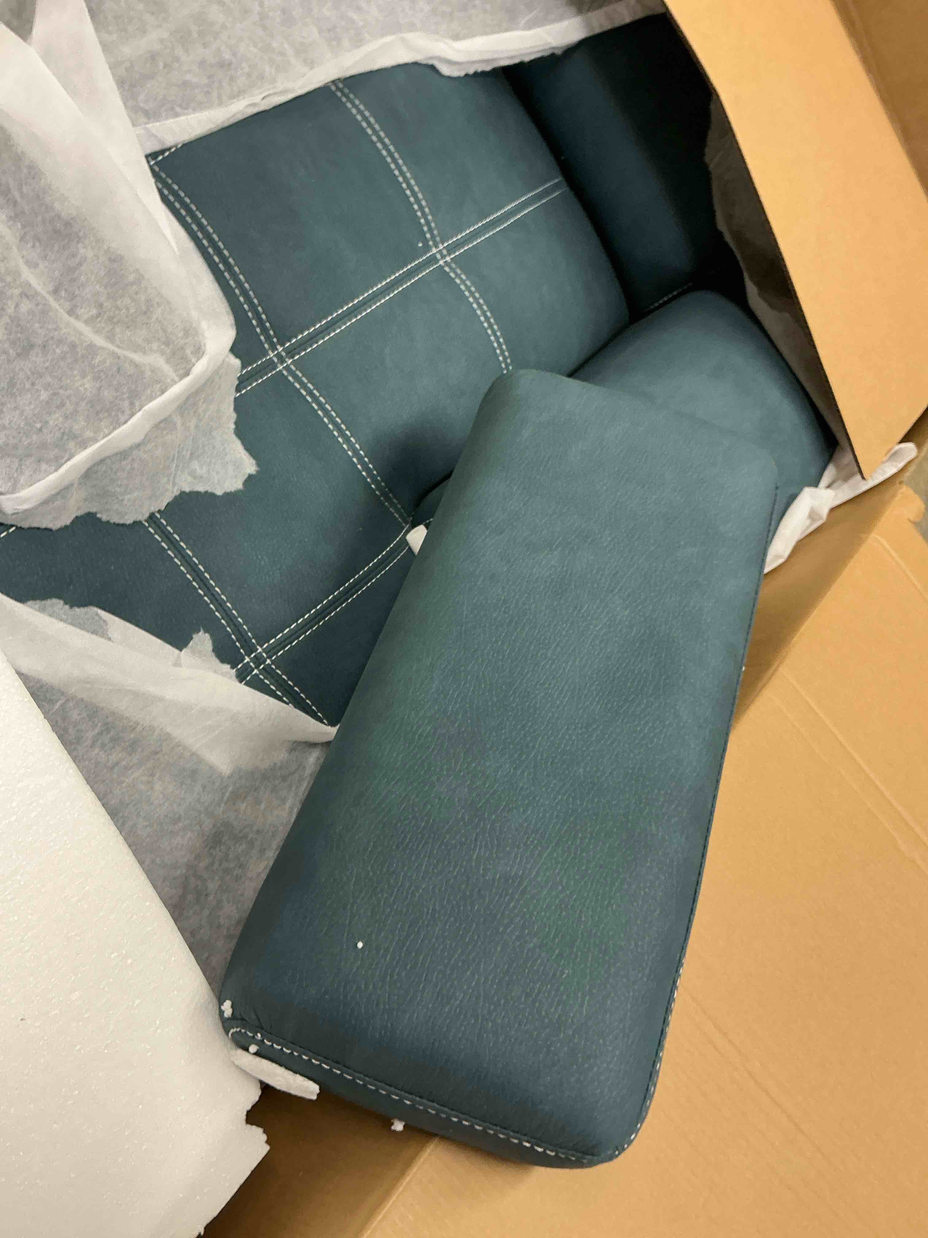 Condition photo showing Good Condition for modern extendable fabric sofa set, rectangular, l-shaped, for living room, apartment (different color)  (incomplete) (box #2 only)