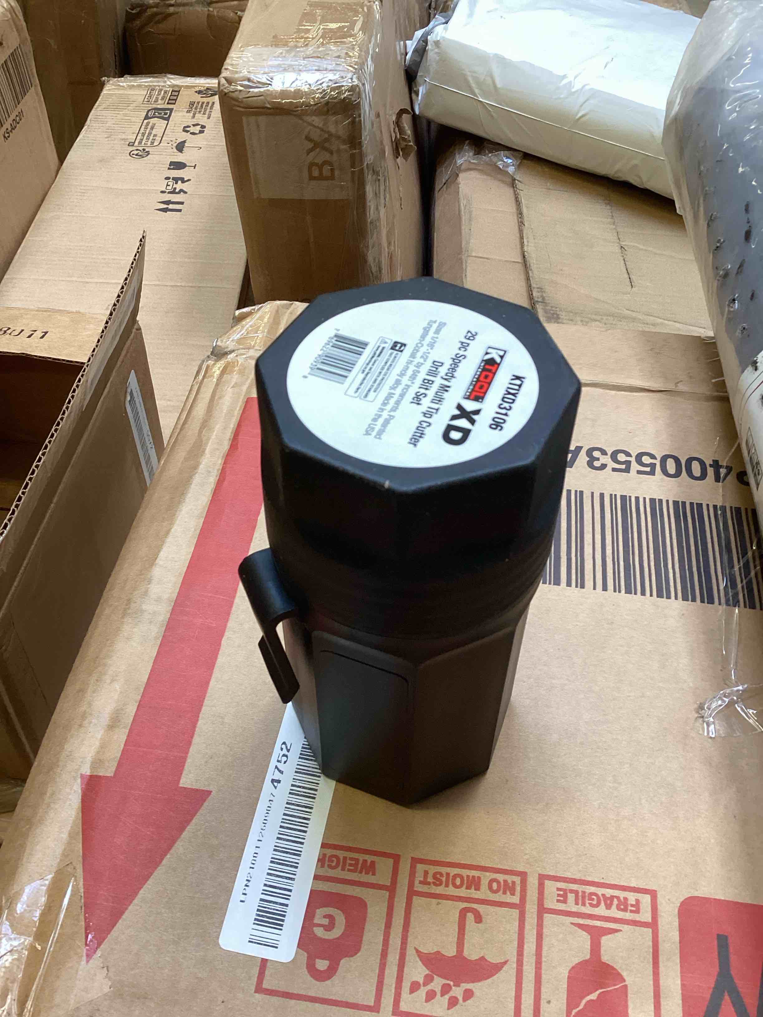 https://s3.amazonaws.com/lotting-images-prod/bidfta/TEA4419061_1789495934302.jpeg
