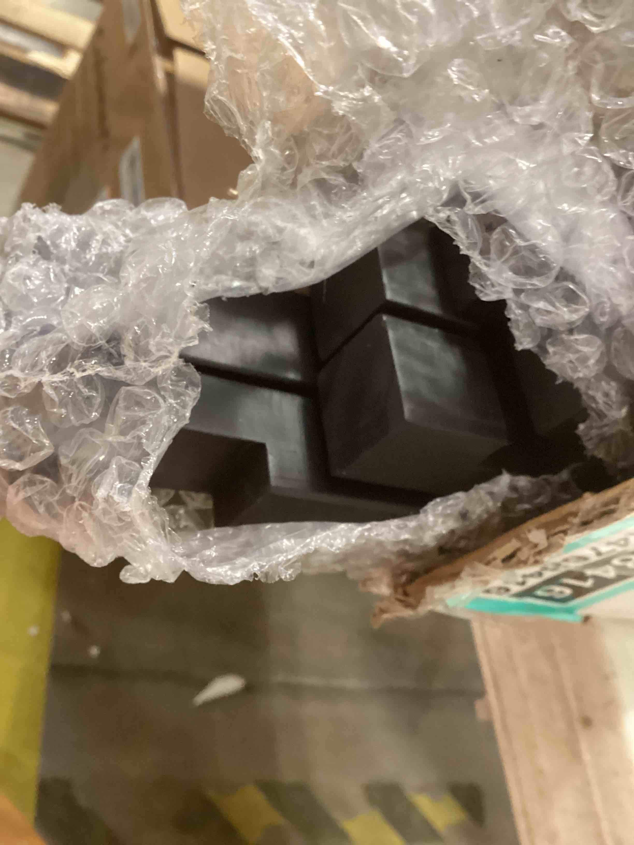 https://s3.amazonaws.com/lotting-images-prod/bidfta/TEA4768416_1781349597981.jpeg