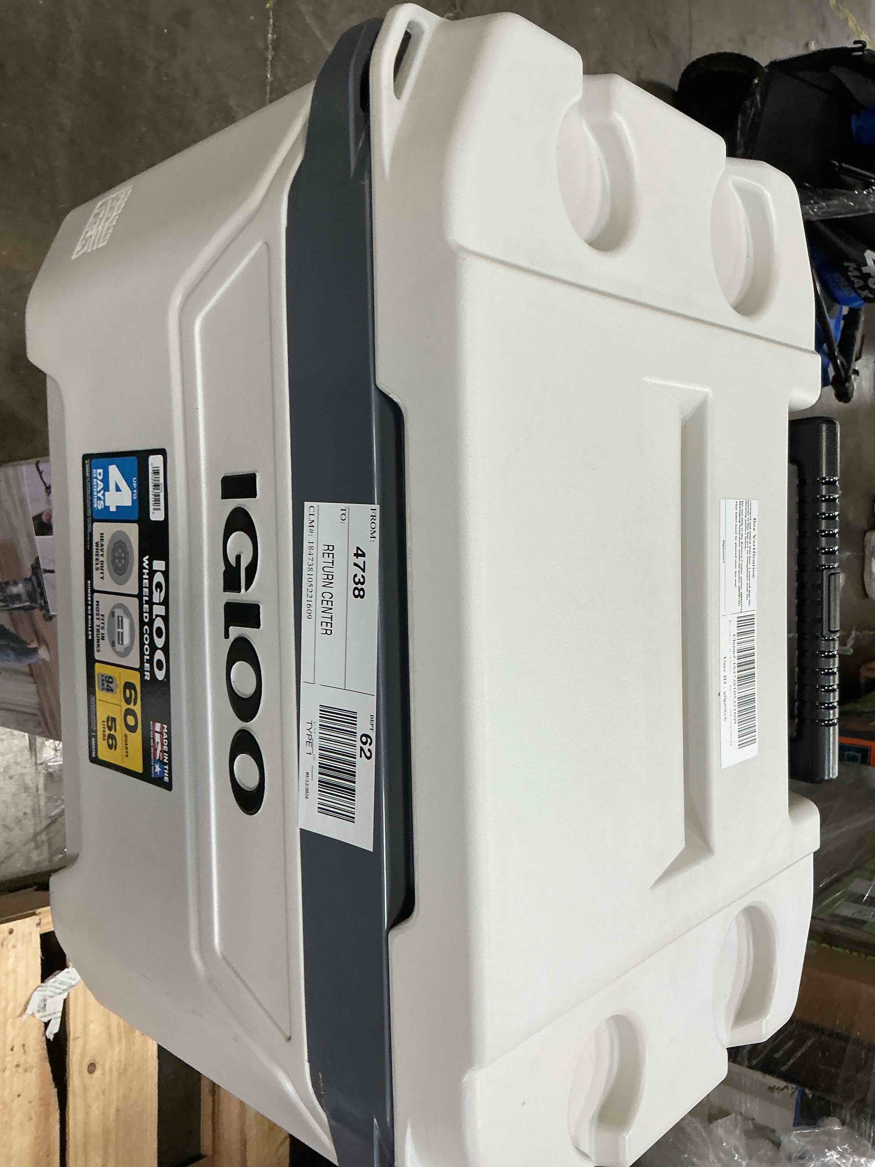 Condition photo showing Good Condition for igloo bone white and gray 60-quart sunset roller cooler
