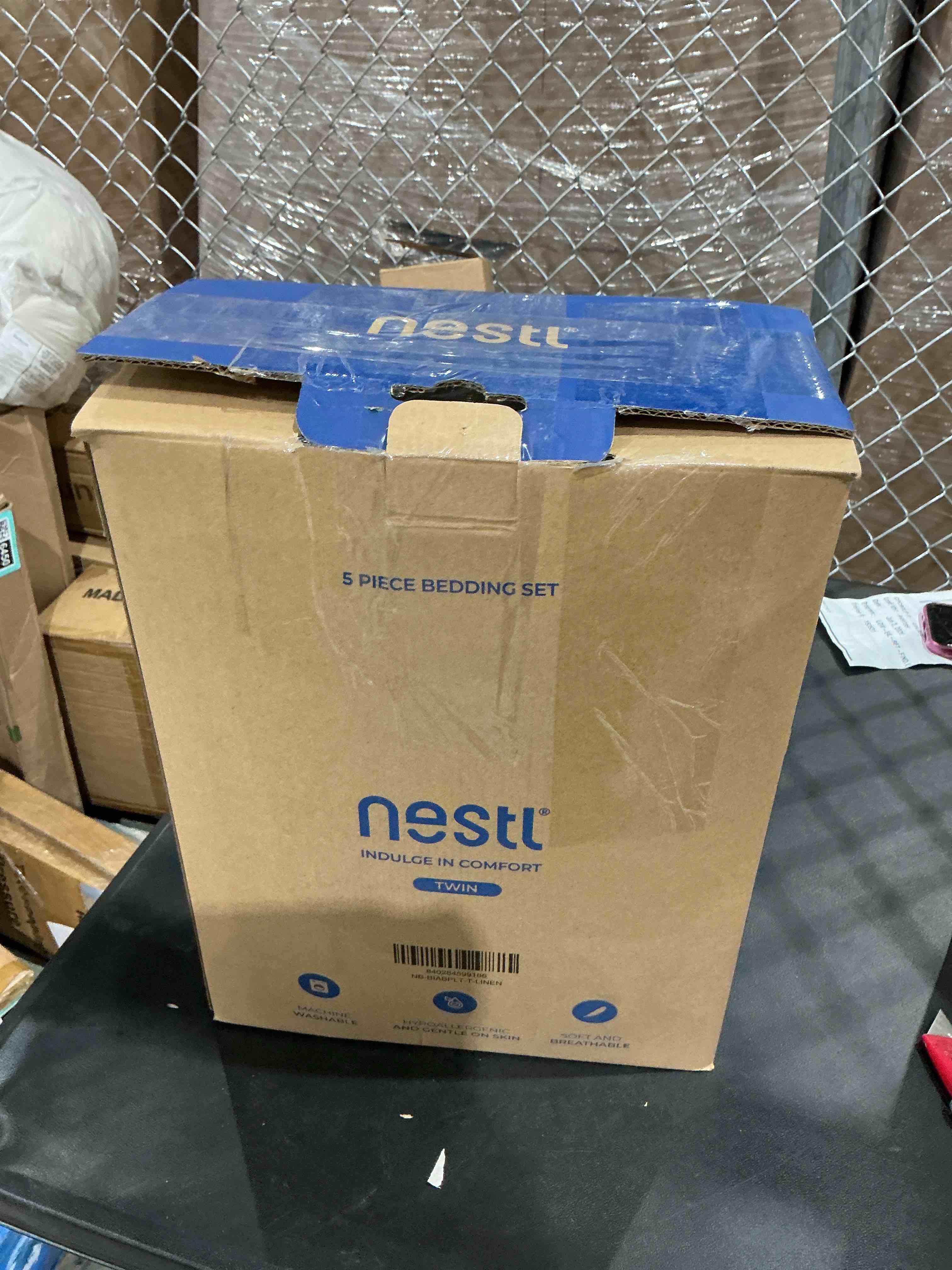 https://s3.amazonaws.com/lotting-images-prod/bidfta/TEA4870446_1780593490106.jpeg