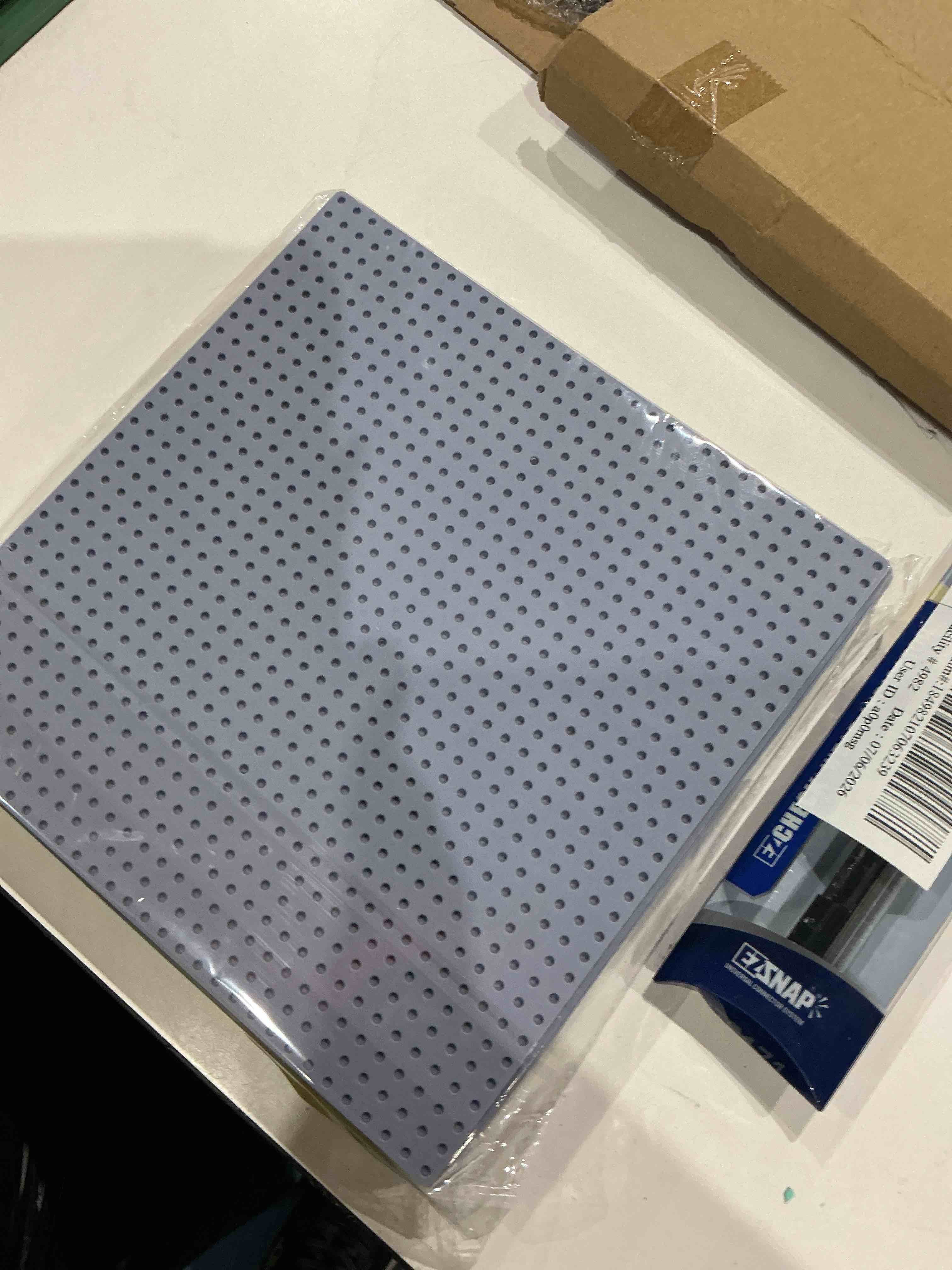 Condition photo showing As Is for pokiiulk 20 baseplates for bricks, classic green building base plates, 10"x 10" (32studs each side), compatible with all major brands