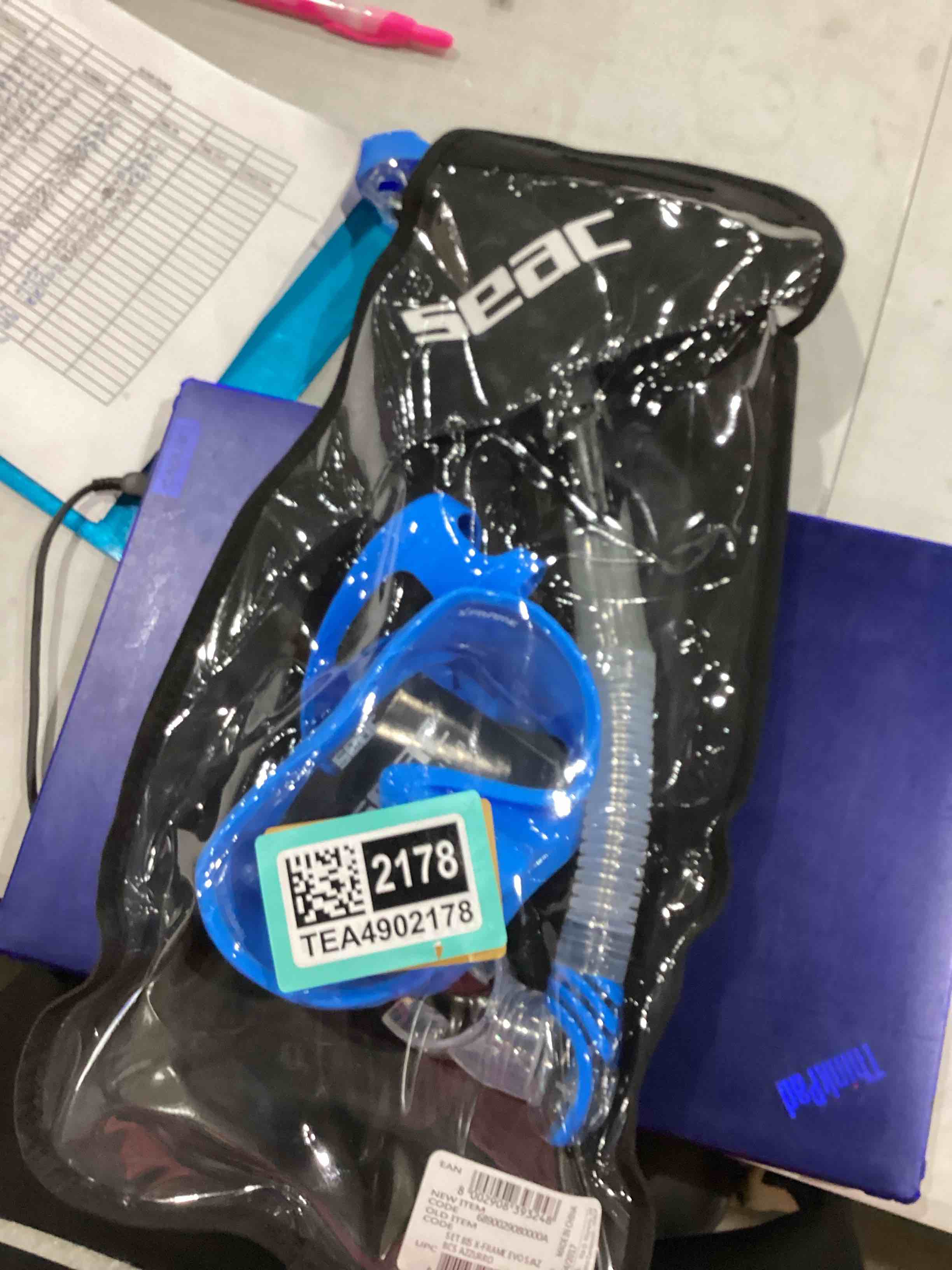 Condition photo showing As Is for frameless scuba snorkeling freediving mask dry snorkel no flippers