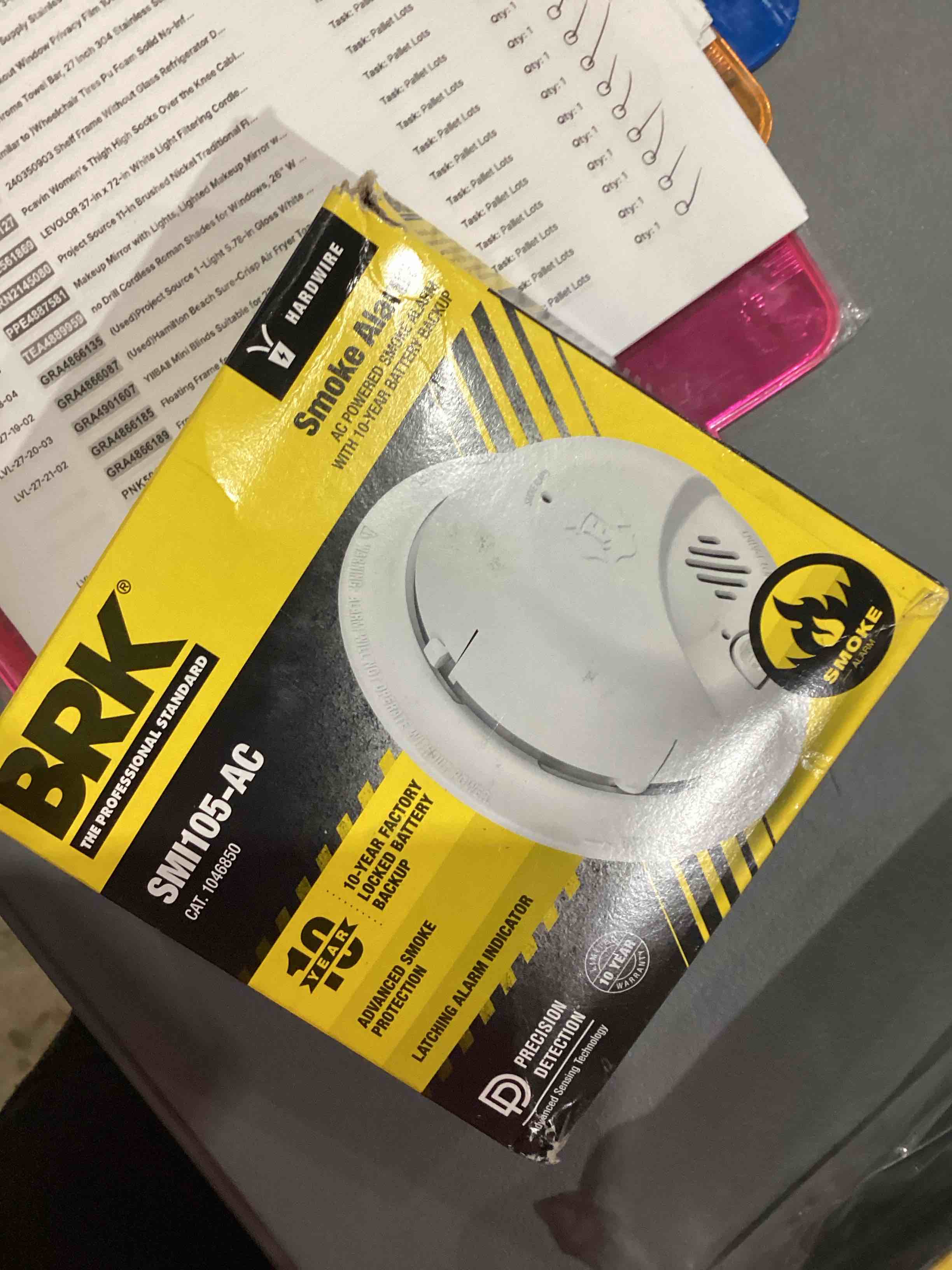 Condition photo showing Good Condition for first alert smoke alarm, interconnect hardwire detector with 10-year battery backup, smi105-ac, 3-pack
