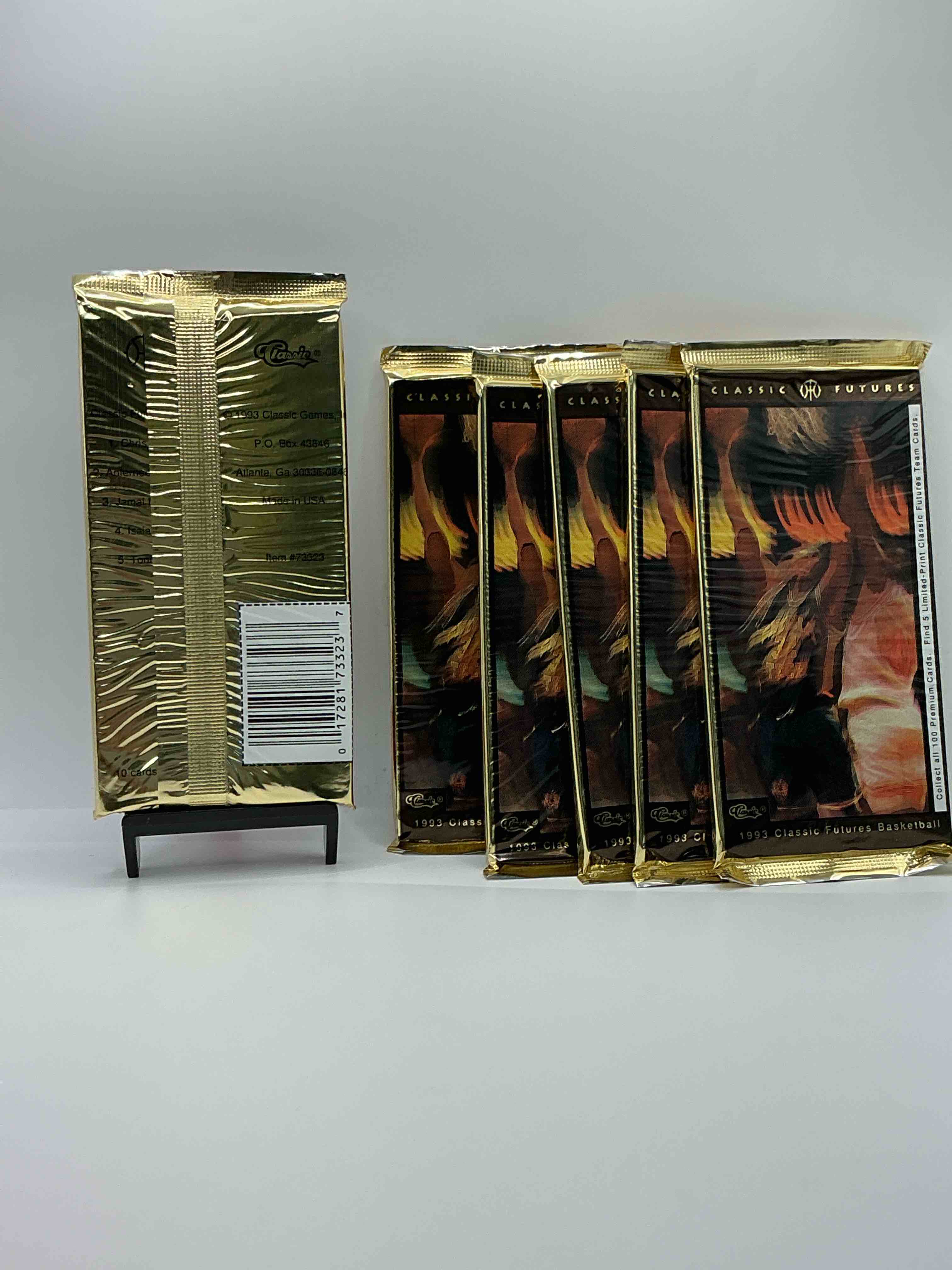 Condition photo showing New/Like New for 1993 classic draft picks unopened basketball packs! search for chris webber & anfernee hardaway rookies, along with other big names from the year! look for exclusive illustrated cards & numbered cards too!