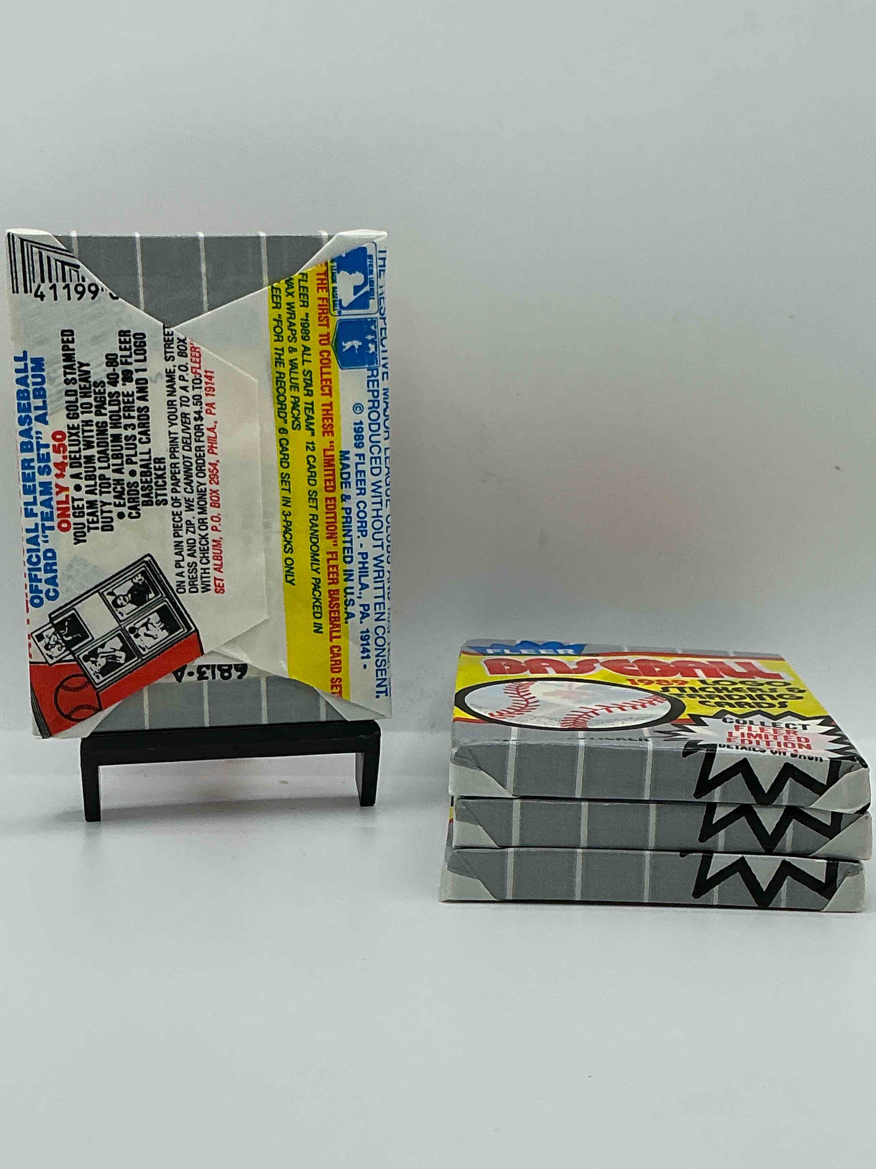 Condition photo showing New/Like New for loaded! 1989 fleer baseball sports card wax pack, direct from original retail case! this is the place to search for ken griffey jr's true fleer rookie card #548 (psa 10 value $175+) & billy ripken & randy johnson rookie error cards worth thousands! getting harder & harder to find!