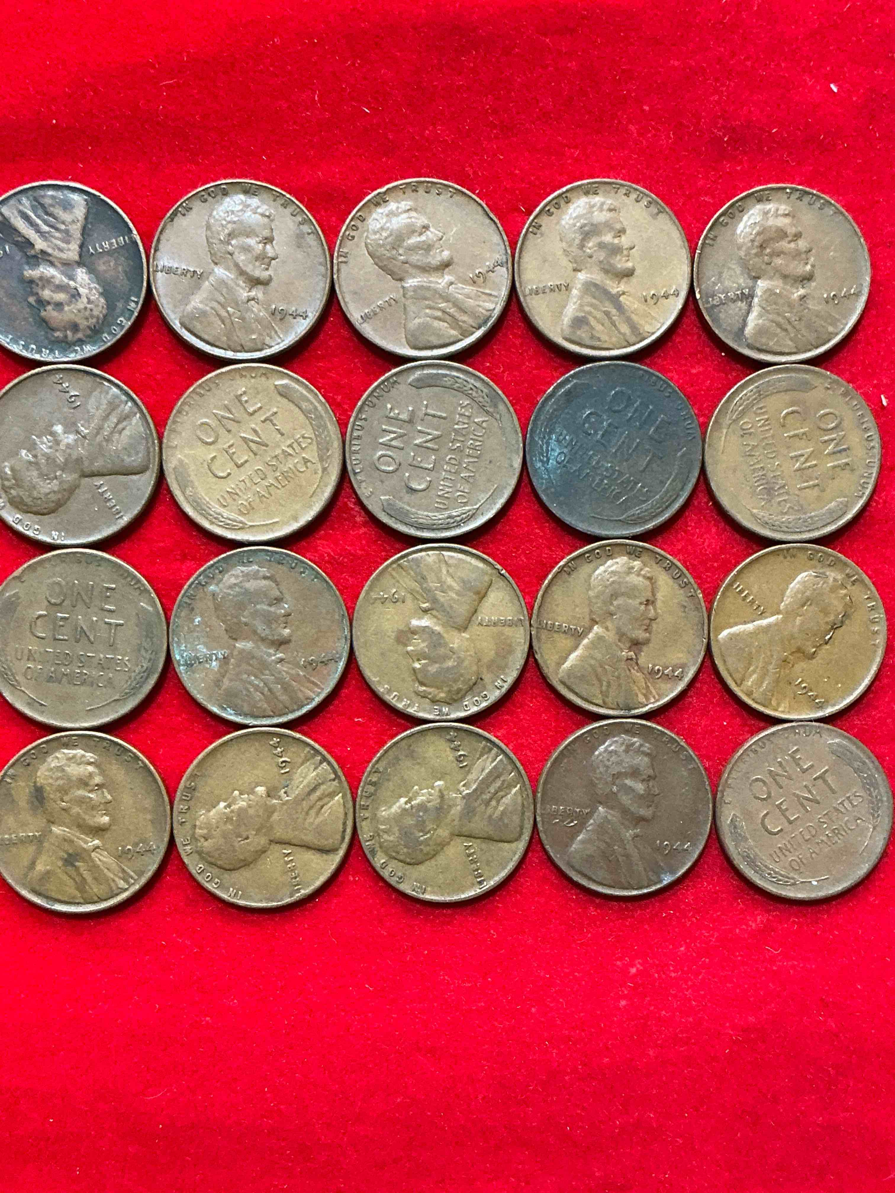 1944 calling world war 2 buffs!  1944 d-day era wheat pennies!  d-day was june 6th, 1944 & was one of the most significant battles of wwii! own pieces of this era with these genuine 1944 wheat pennies in nice condition!  