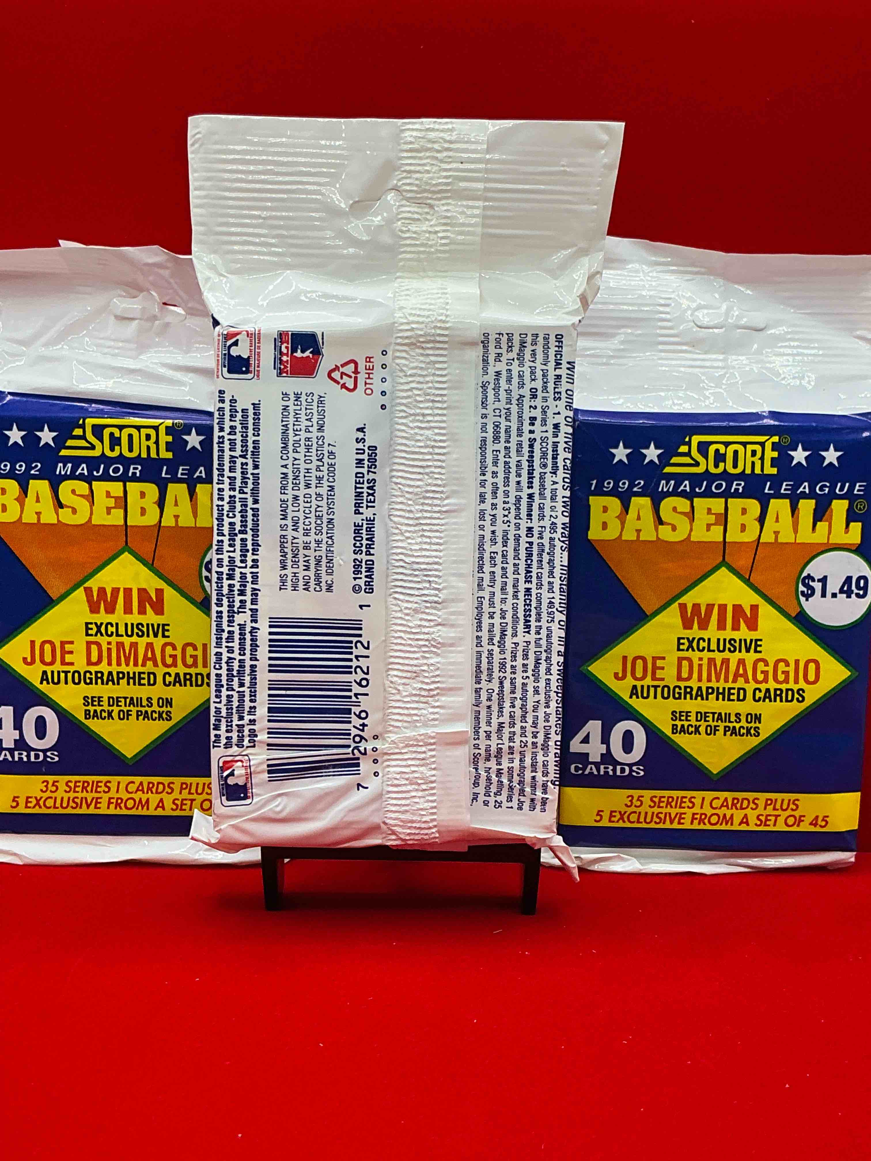 Condition photo showing New/Like New for jumbo packs! joe dimaggio autograph!? 2,495 joe dimaggio randomly inserted signature cards in the packs from this year! 1992 score baseball pack craziness, 16 cards in each pack! see what you get!