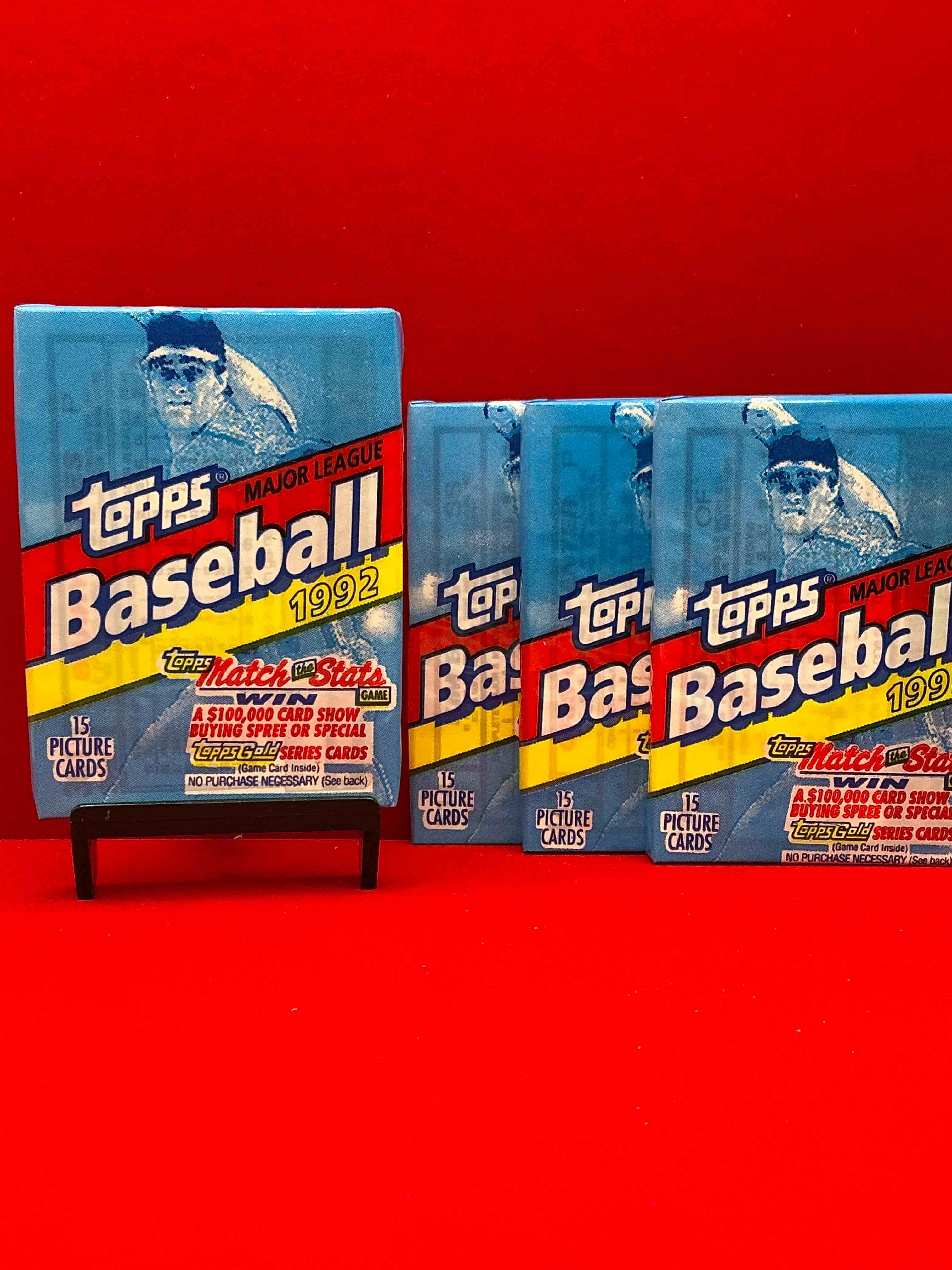 1992 topps baseball gold! rare 15 cards per pack, with the possibility for some big names inside! search for nolan ryan, ken griffey jr, don mattingly & more!crazy 1992 topps baseball gold!