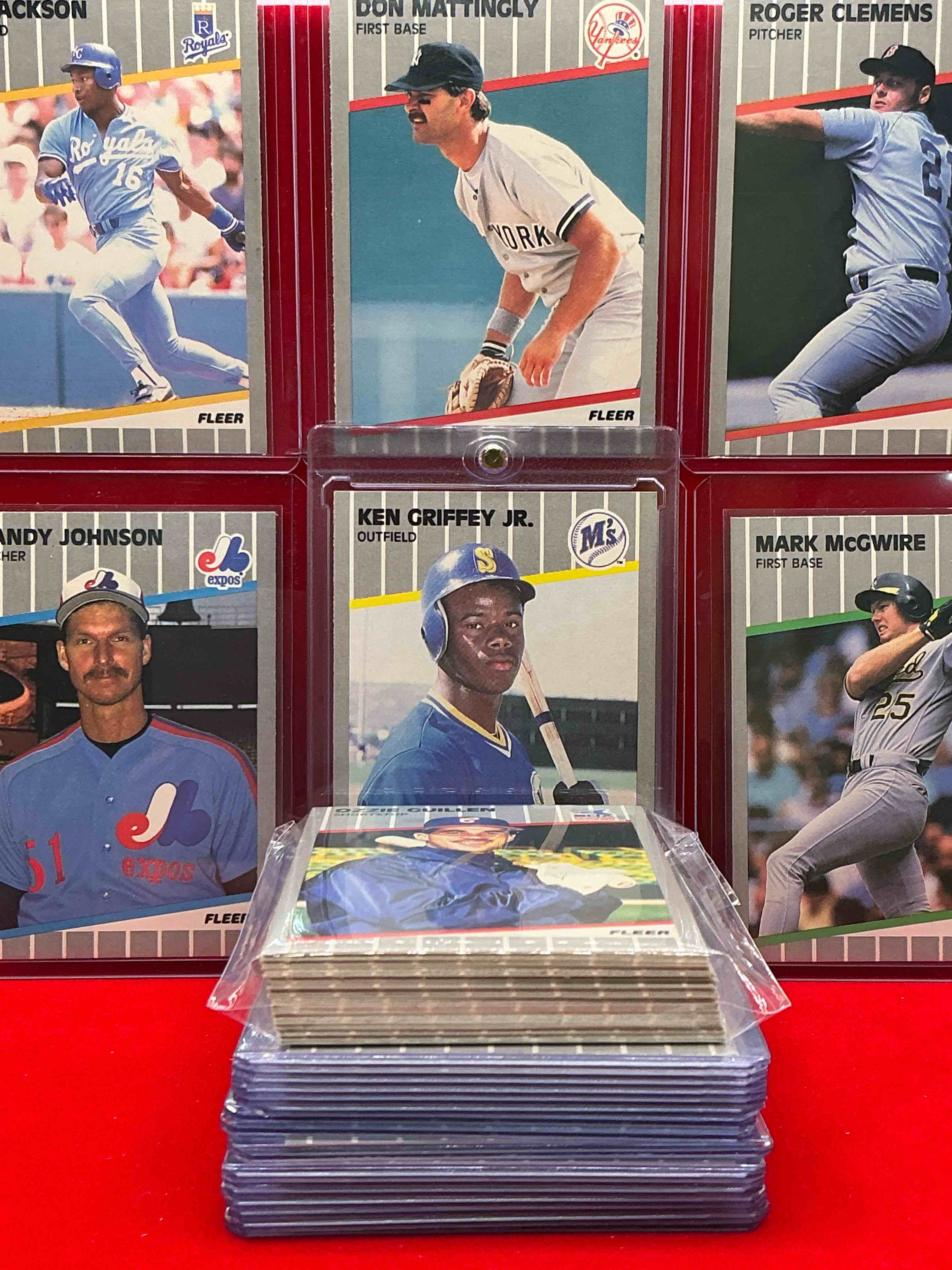 griffey jr rookie! 1989 fleer baseball 50 card craziness! ken griffey jr rookie, bo jackson, randy johnson, barry bonds, john smoltz, kirby puckett, tom glavine, rickey henderson, don mattingly, cal ripken, wade boggs, doc gooden, greg maddux, fernando valenzuela, nolan ryan, roger clemens, george brett, tony gwynn & more! the best players from the time! super rare set with all of these stars! 50 card craziness! legends, heroes & commons!