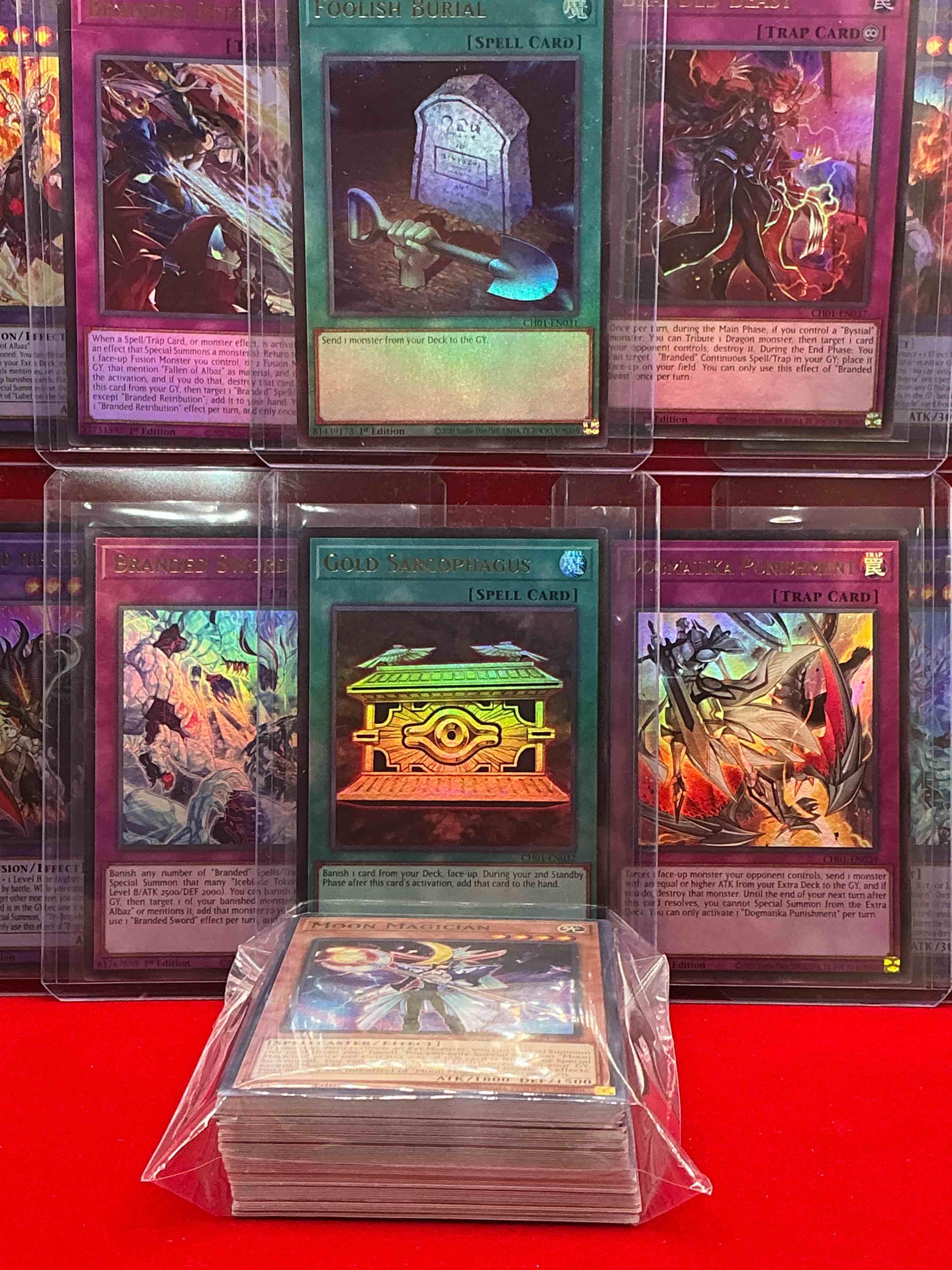 Condition photo showing New/Like New for yu-gi-oh……yu-gi-oh!! this 50 card lot includes 10 holographic cards along with 40 others! an excellent way to start or build to your collection! join the yu-gi-oh craze!